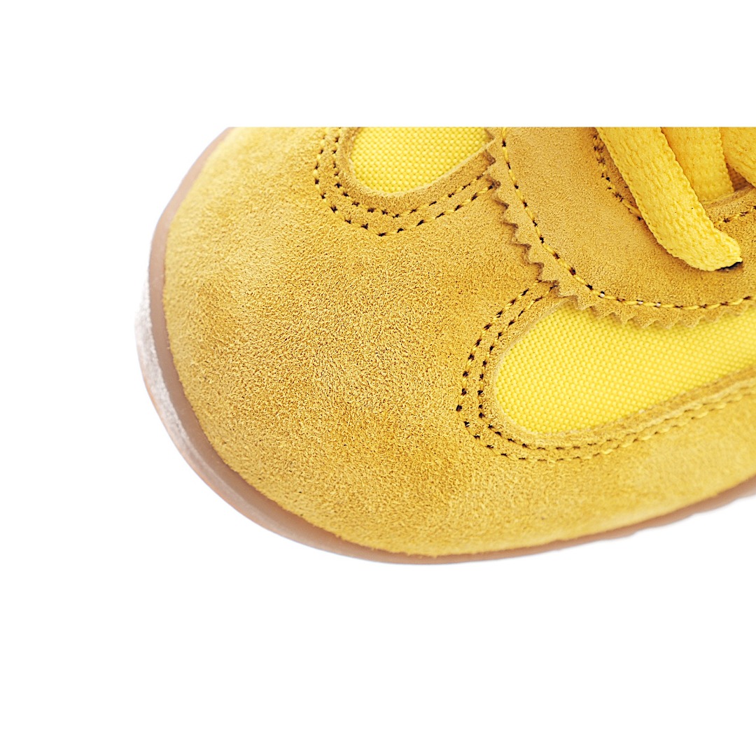 图片[9]-奔跑之星童鞋 耐用的尼龙鞋面，带有绒面革覆盖层和皮革装饰，营造出奢华的外观和感觉。三层记忆海绵鞋垫有助于提供舒适且舒适的脚下骑行体验，贴合宝宝的双脚，牵引橡胶外底有助于提供抓地力。 货号：0373 尺码：24-27松紧带 28-37鞋带-选品中心