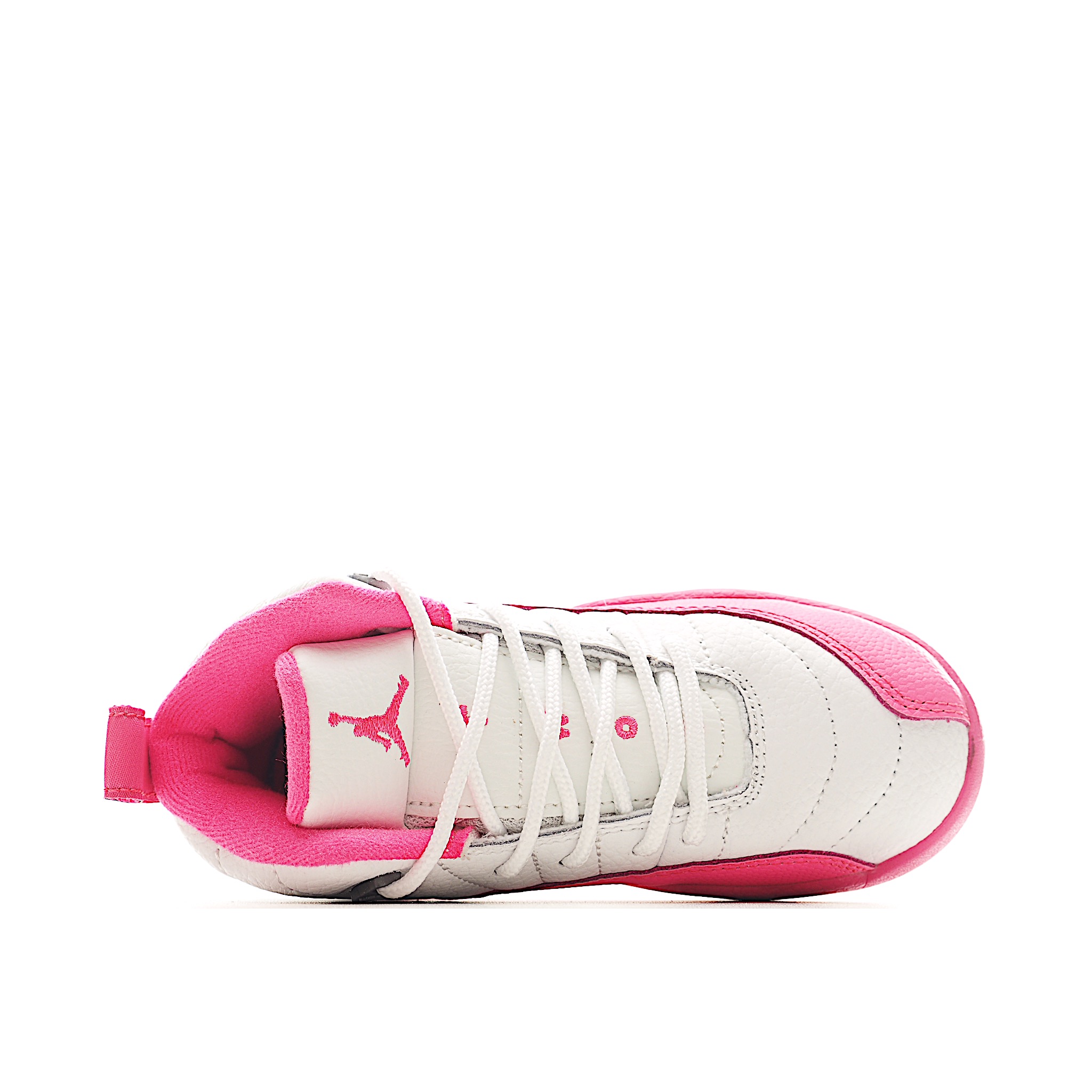 图片[9]-让您的孩子拥有AJ 12童鞋，一直是运动鞋爱好者的最爱，鞋跟处采用封装式 Air 缓冲设计。鞋面采用真皮、合成皮革和织物混合制成，并带有独特的放射状缝线。内衬柔软，穿着舒适。柔韧的橡胶鞋底为成长中的双脚提供良好的抓地力和支撑，让宝宝在操场上保持步伐。 货号：6109 尺码：22-37-选品中心