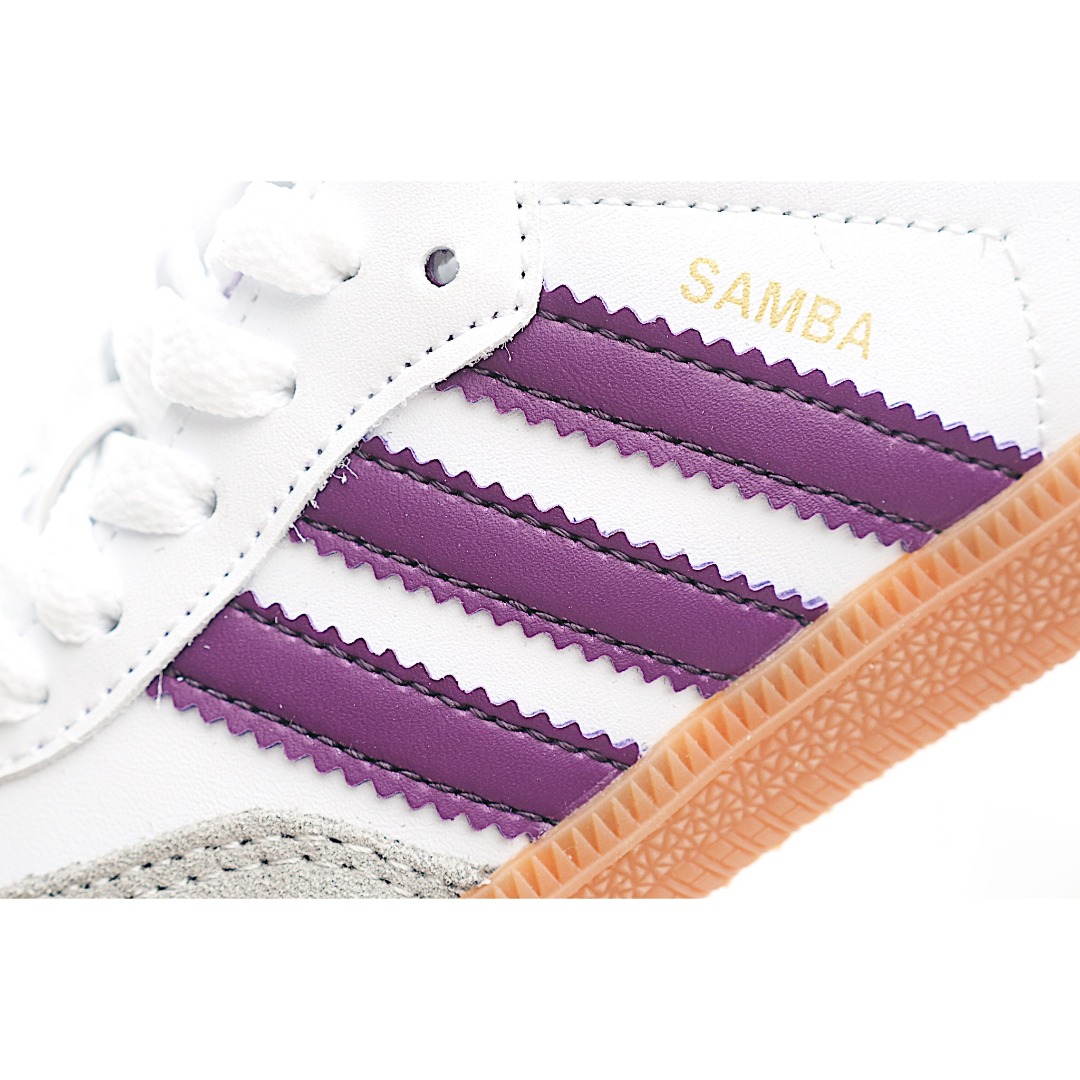 图片[5]-AD 德训 低帮儿童休闲鞋 注：22-27松紧带，28-37系带 如果你回到 1960 年代，你会发现职业足球运动员穿着桑巴，就像这些婴儿鞋一样，几乎就像他们一样。尺寸缩小适合儿童，配有柔软的鞋垫，在全天玩耍时感觉舒适。皮革鞋面、胶橡胶鞋底和3条纹保持经典。 货号：8848 尺码：22-37-选品中心