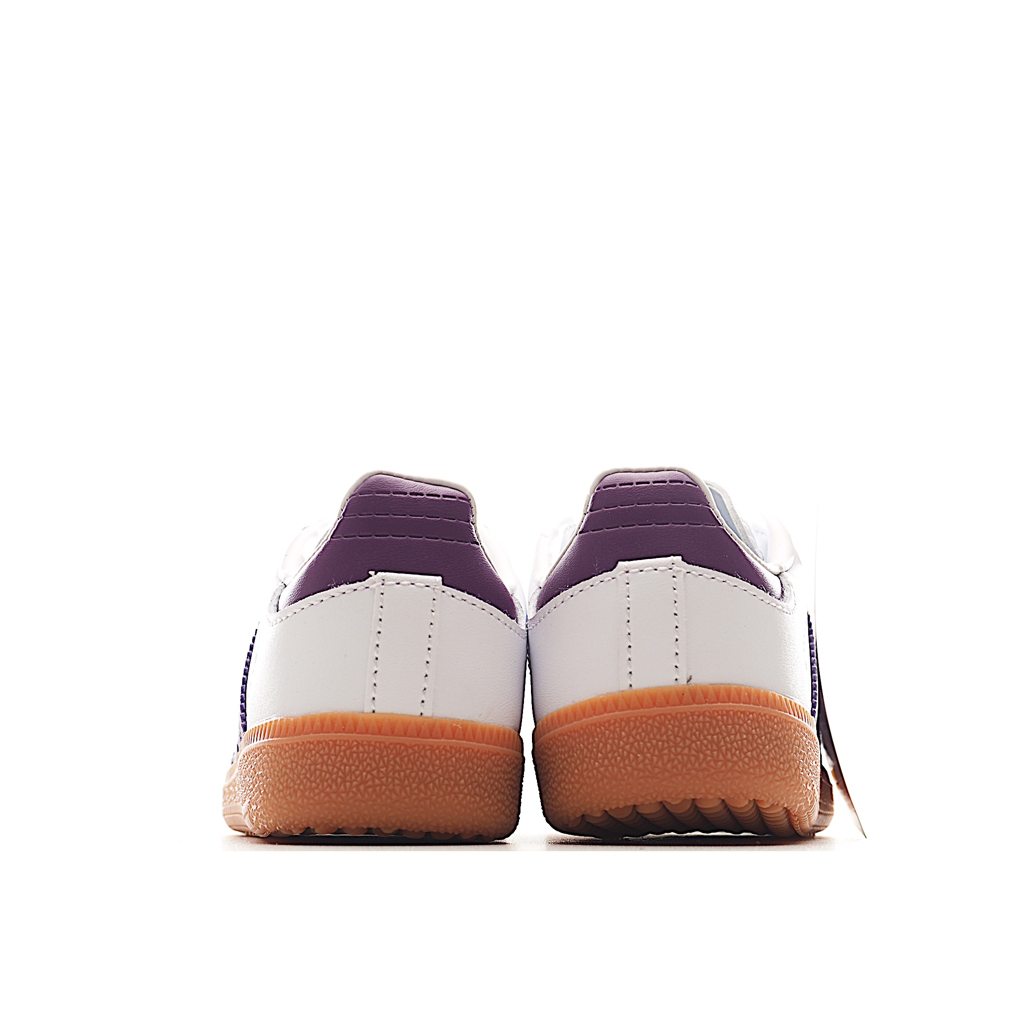 图片[4]-AD 德训 低帮儿童休闲鞋 注：22-27松紧带，28-37系带 如果你回到 1960 年代，你会发现职业足球运动员穿着桑巴，就像这些婴儿鞋一样，几乎就像他们一样。尺寸缩小适合儿童，配有柔软的鞋垫，在全天玩耍时感觉舒适。皮革鞋面、胶橡胶鞋底和3条纹保持经典。 货号：8848 尺码：22-37-选品中心