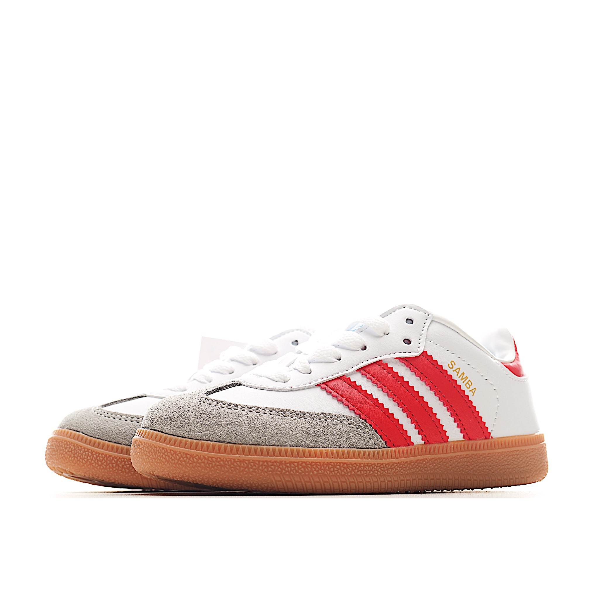 图片[3]-AD 德训 低帮儿童休闲鞋 注：22-27松紧带，28-37系带 如果你回到 1960 年代，你会发现职业足球运动员穿着桑巴，就像这些婴儿鞋一样，几乎就像他们一样。尺寸缩小适合儿童，配有柔软的鞋垫，在全天玩耍时感觉舒适。皮革鞋面、胶橡胶鞋底和3条纹保持经典。 货号：4464 尺码：22-37-选品中心