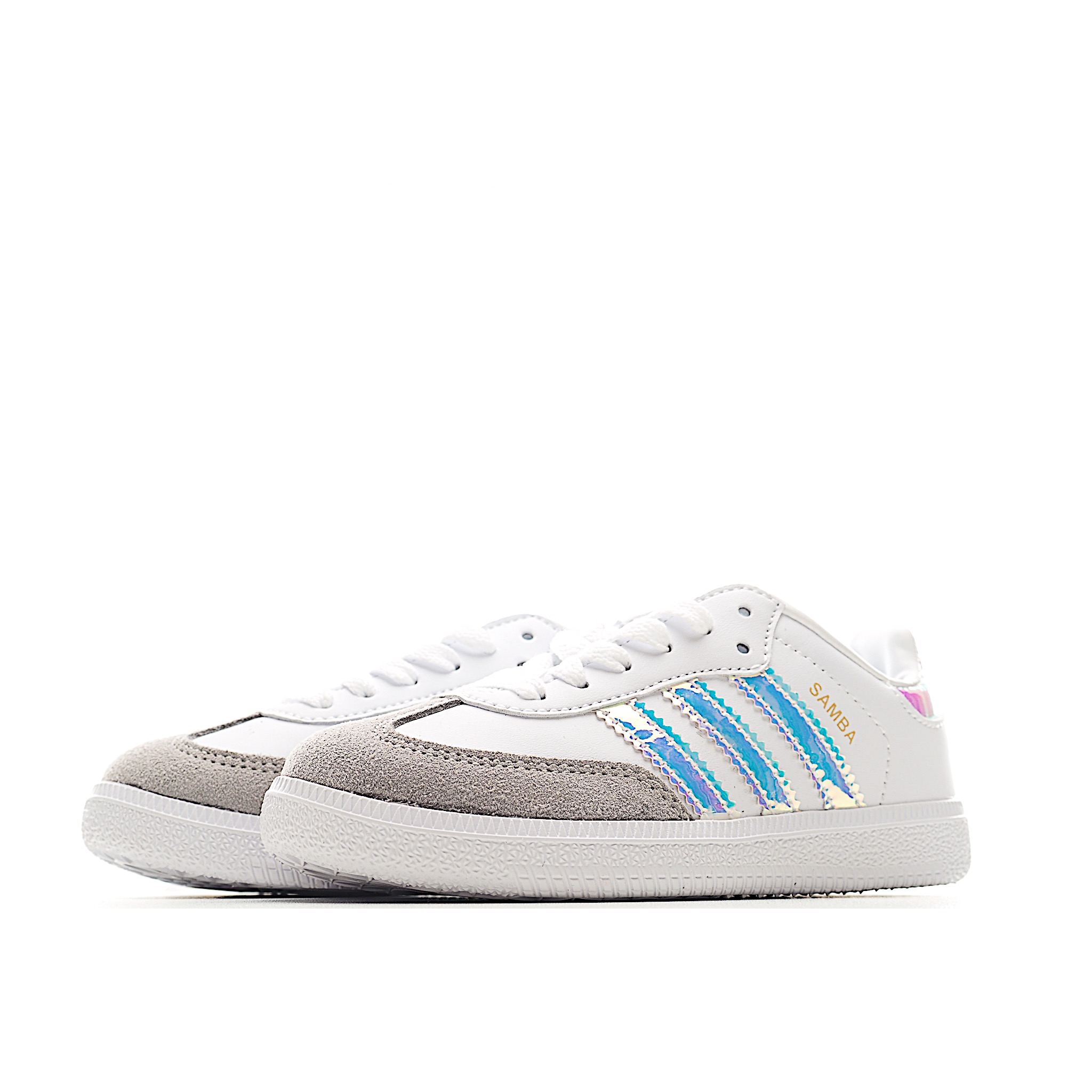 图片[3]-AD 德训 低帮儿童休闲鞋 注：22-27松紧带，28-37系带 如果你回到 1960 年代，你会发现职业足球运动员穿着桑巴，就像这些婴儿鞋一样，几乎就像他们一样。尺寸缩小适合儿童，配有柔软的鞋垫，在全天玩耍时感觉舒适。皮革鞋面、胶橡胶鞋底和3条纹保持经典。 货号：6279 尺码：22-37-选品中心