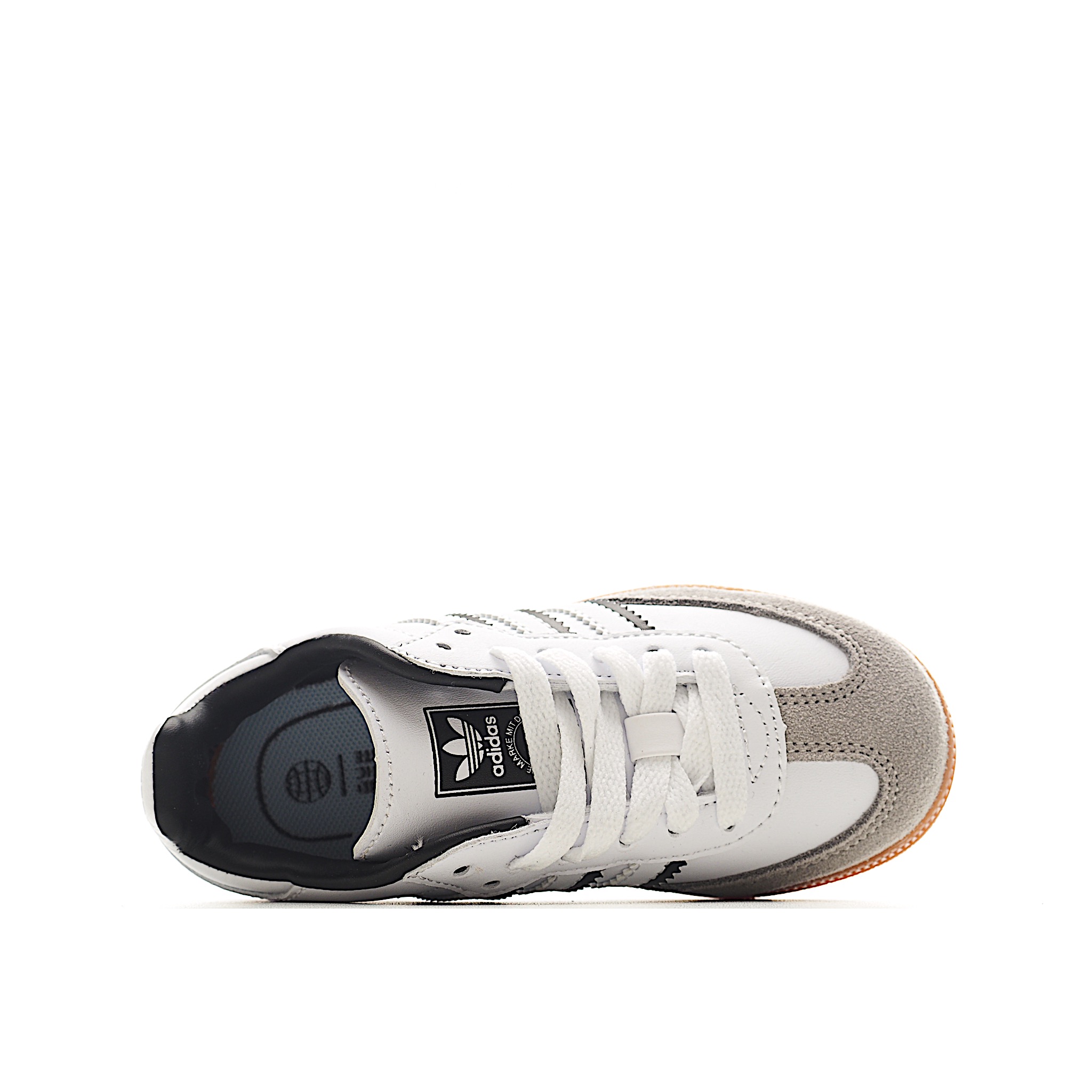 图片[9]-AD 德训 低帮儿童休闲鞋 注：22-27松紧带，28-37系带 如果你回到 1960 年代，你会发现职业足球运动员穿着桑巴，就像这些婴儿鞋一样，几乎就像他们一样。尺寸缩小适合儿童，配有柔软的鞋垫，在全天玩耍时感觉舒适。皮革鞋面、胶橡胶鞋底和3条纹保持经典。 货号：5649 尺码：22-37-选品中心