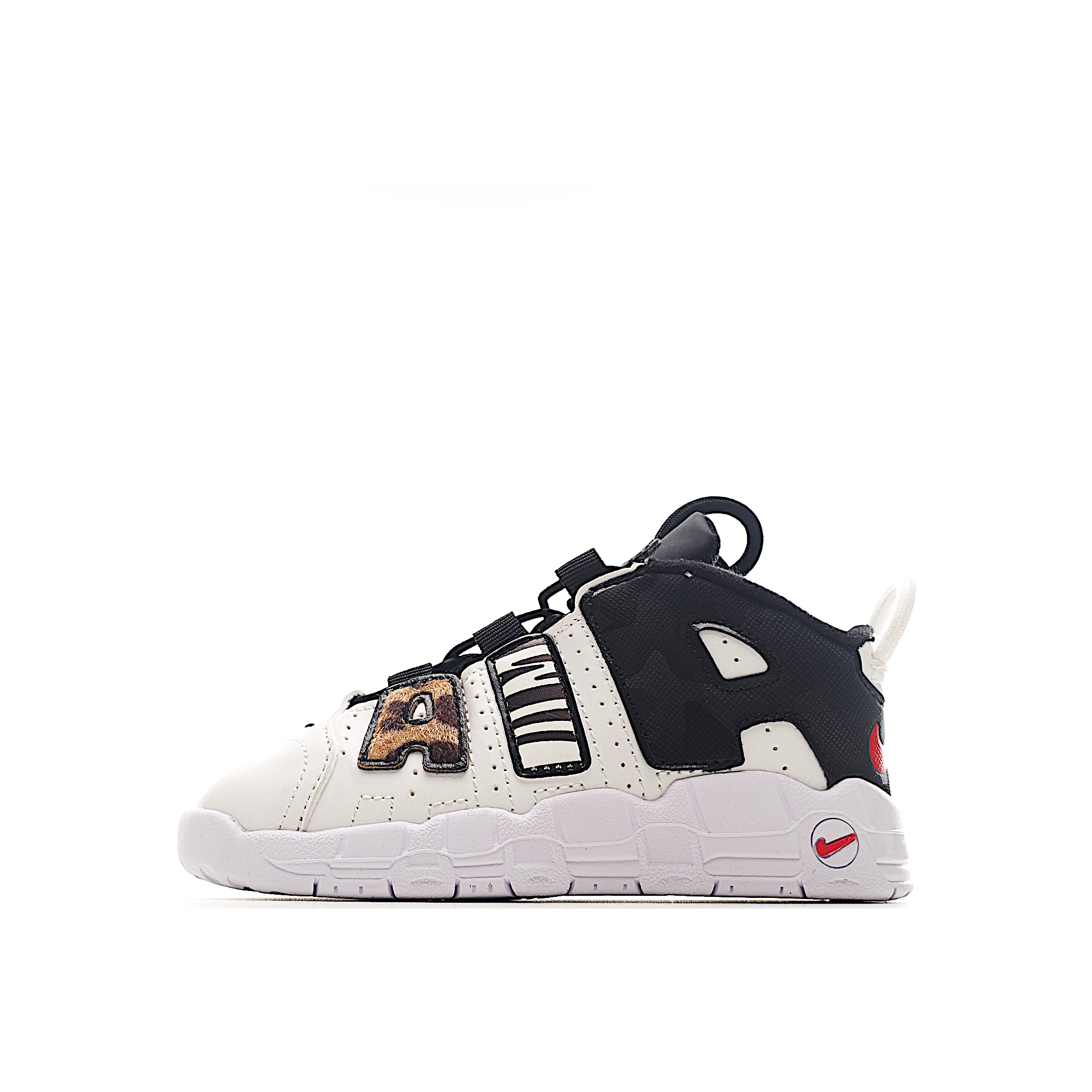 图片[6]-NK 皮蓬 复古篮球松紧带童鞋 1996年，以流行于街头的涂鸦文化为设计灵感，打造出了整体的设计风格夸张而充满魅力，厚实而充满质感的皮质鞋面两侧印刻了一对巨大的字母AIR，独特炫酷的外观惊艳无比。因皮蓬上脚而被广大球迷所熟知，恰逢1996年芝加哥公牛72胜10负的逆天战绩与顺利捧杯，加之皮蓬在赛场上的完美表现，也为其增添了不少的光环，是为球鞋爱好者匠心打造的致敬之作。 尺码：24–27 小童 28-37.5 大童 货号：3100-选品中心