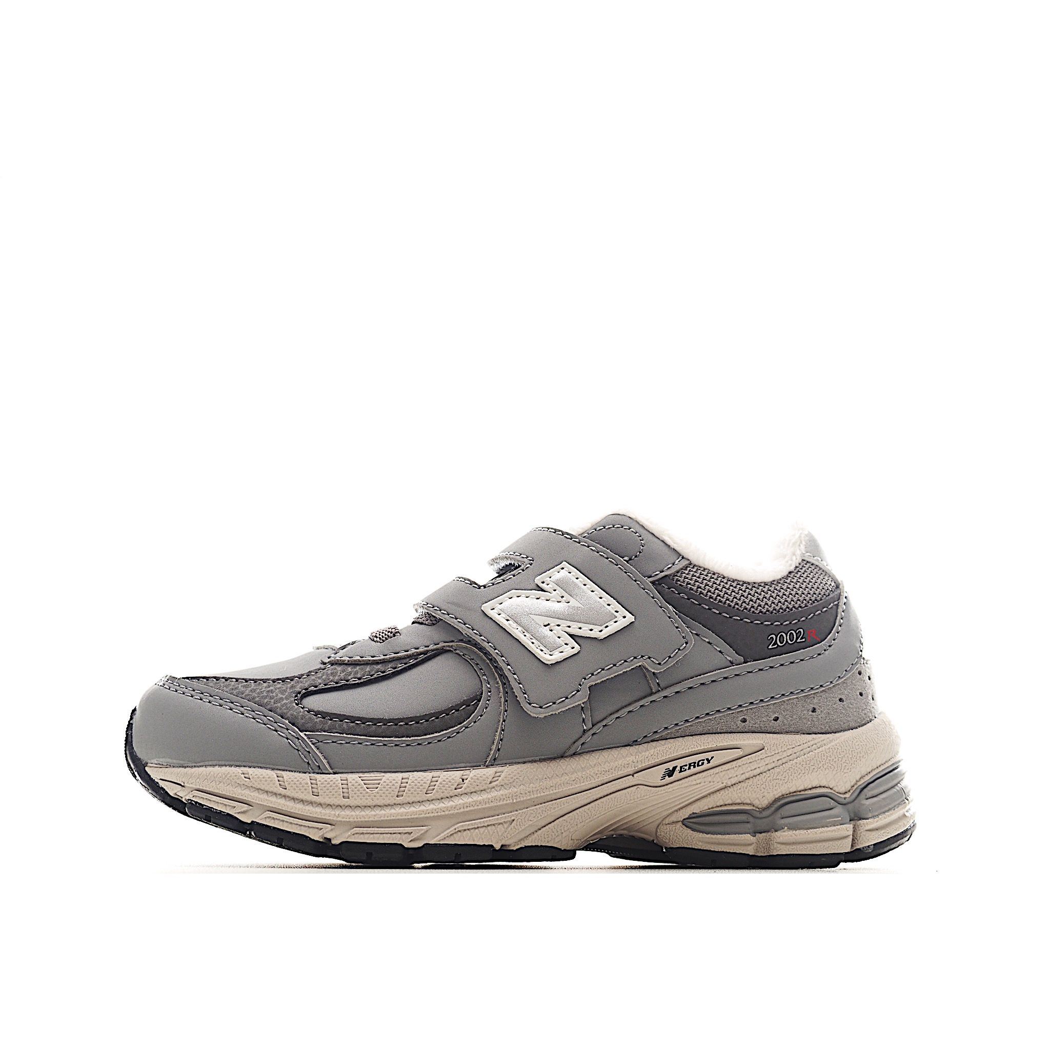 NB 2002 加绒松紧带魔术贴童鞋26-37 报单备注加绒！简约皮革鞋面抗磨耐穿，魔鬼毡束带方便孩子快速调整松紧。加绒內里在冬季为儿童双脚提供温暖的呵护-选品中心