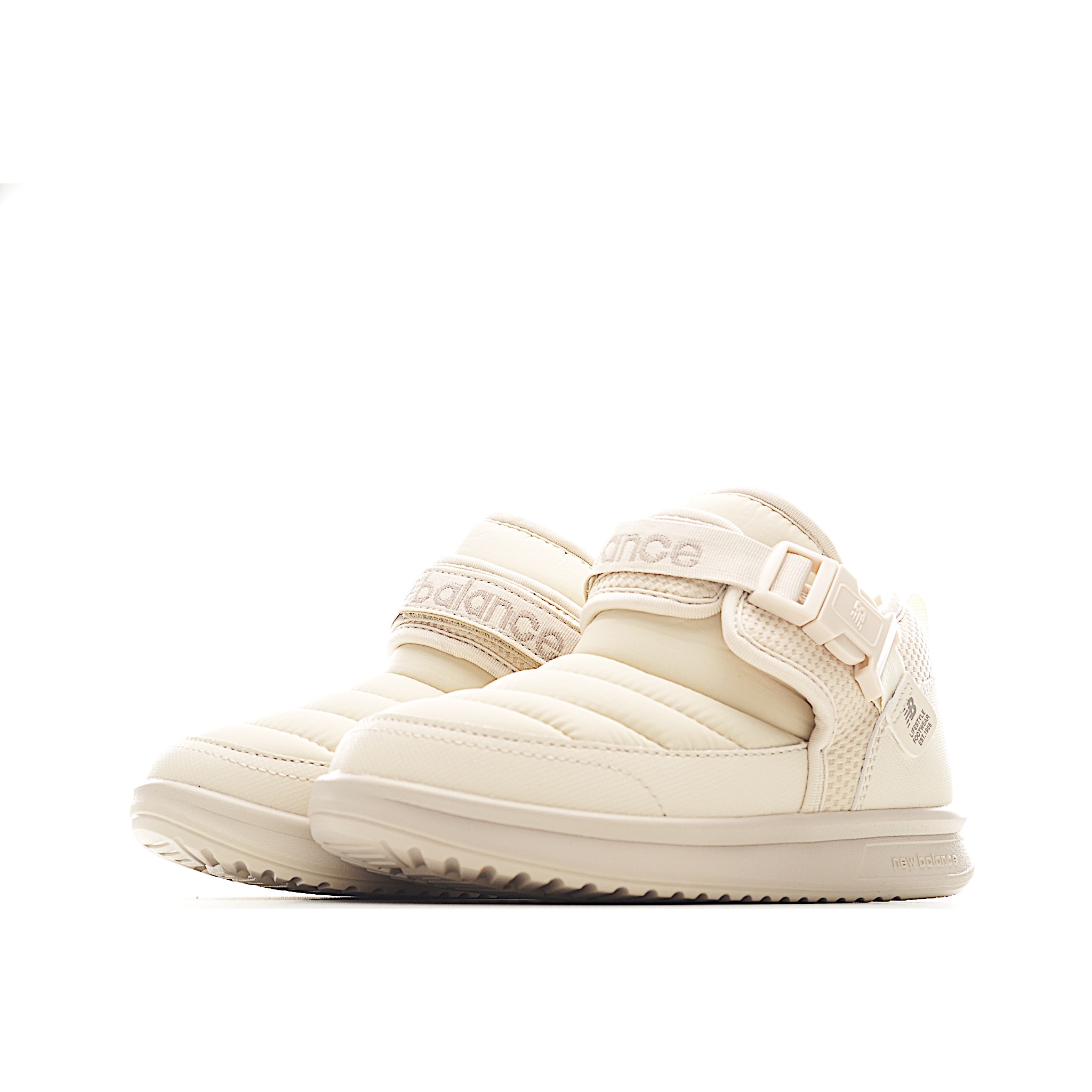 图片[3]-NB 大篷车 雪地童靴 专为儿童设计的舒适童鞋！柔软鞋面搭配魔鬼毡设计，轻松穿脱，方便好动的宝贝。鞋内拉绒材质提供温暖舒适的贴合度，避震中底提供绝佳缓冲，让宝贝探索世界更舒适自在。经典黑色百搭时尚，是您宝贝成长路上的最佳伙伴！ 货号：T1 尺码：24-39-选品中心