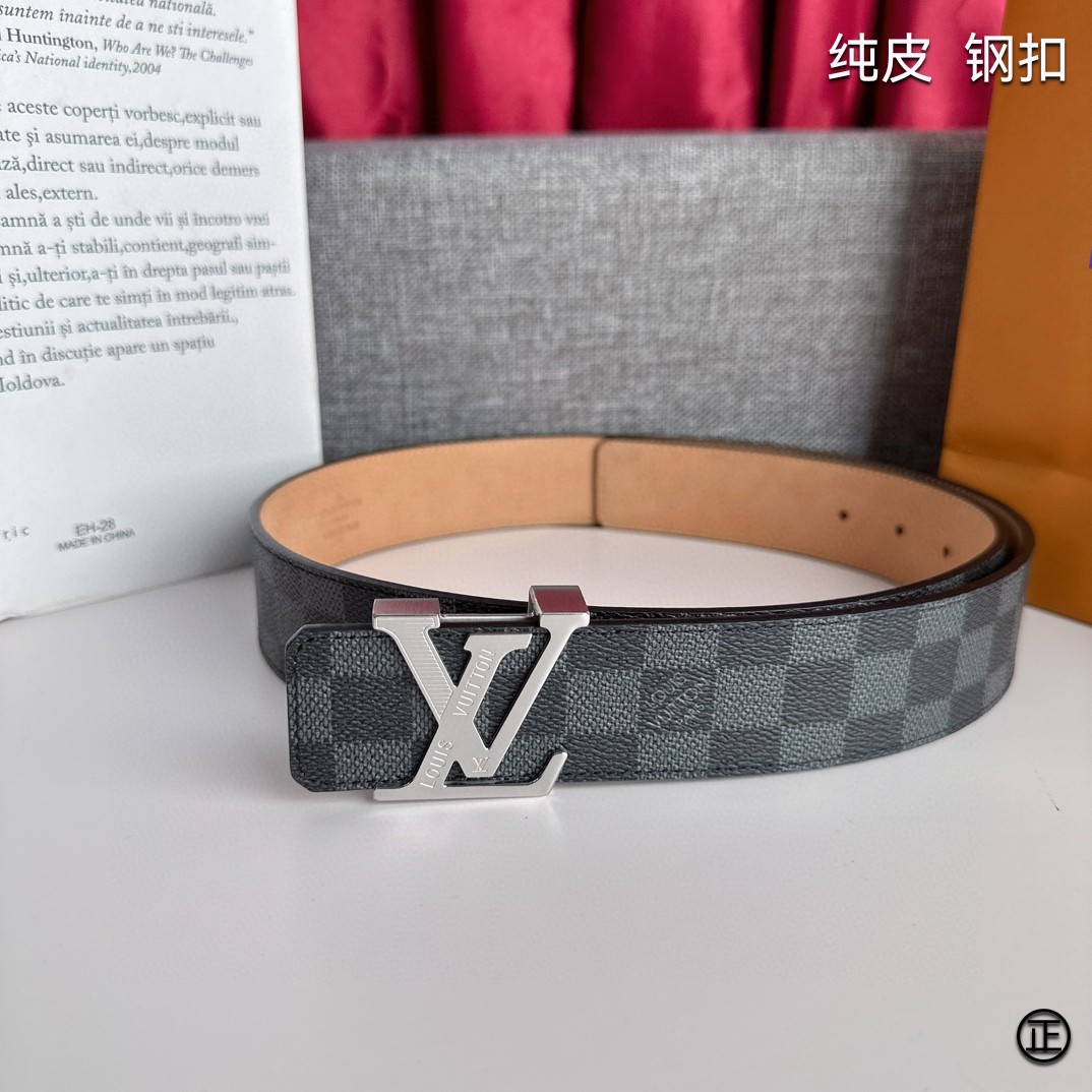 LOUISVUITTON[正]原单品质经典印花搭配原单精品扣精工制作细节看图实物拍摄高端奢华宽度4.0c