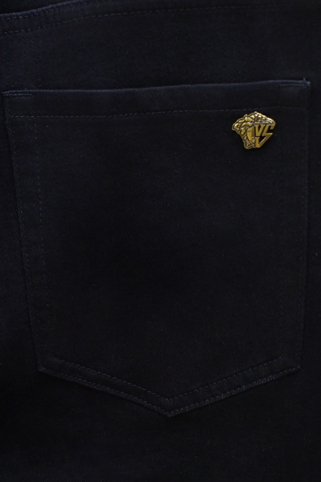 Versace Vancez 2024ss New Jeans: Modern Innovation in Classic Style - 图片 8