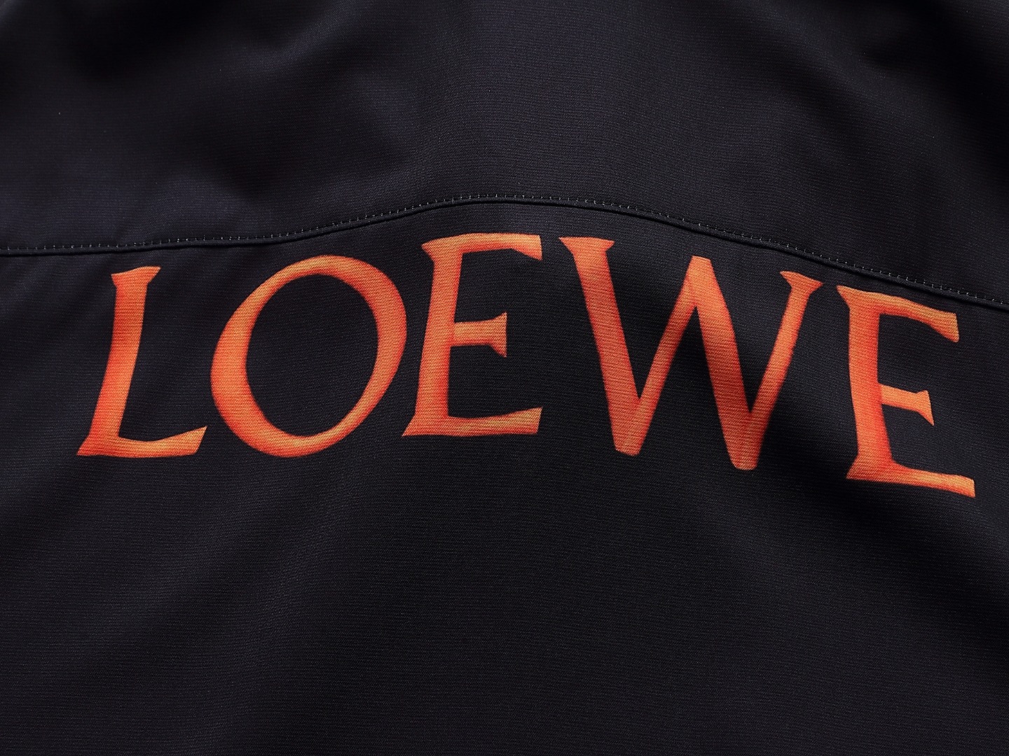 LOEWE x Hal’s Moving Castle Flame Shorts Shirt in Picture Color, Gender-Neutral Sizes - 图片 9