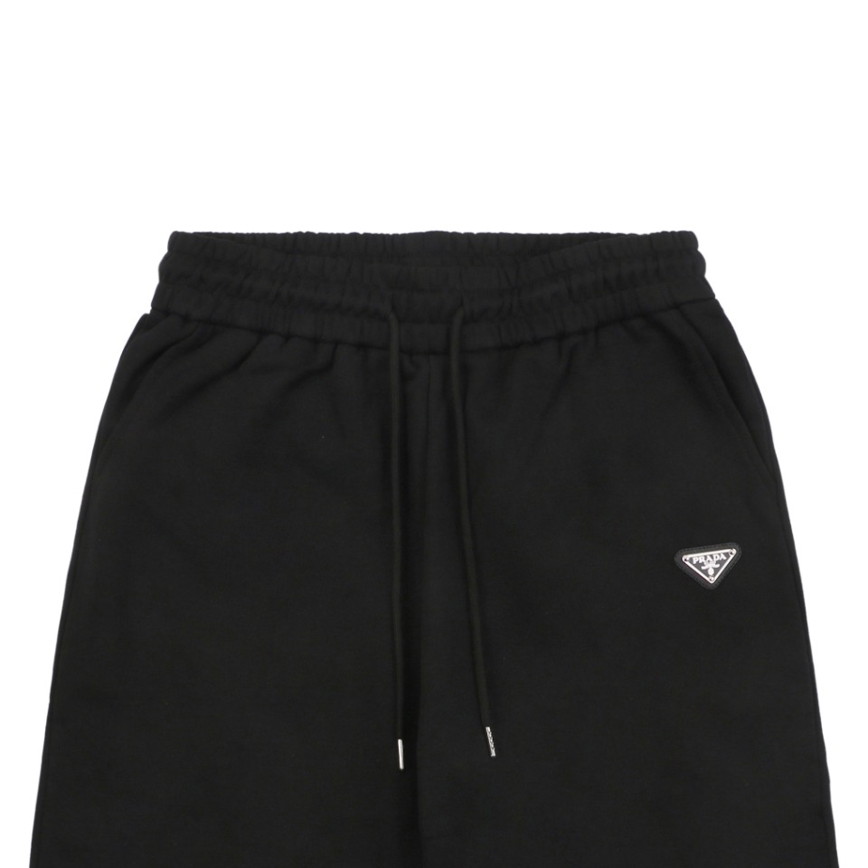 Prada/普拉达 24ss 三角标拼接后口袋短裤-Chinese UA Cheap High Quatity Brand Clothes Bags handbags Sneakers wholesale wholesaler seller from China Factory suppliers Fashion Clothing Shoes best Quality Beautiful Price Prada/普拉达 24ss 三角标拼接后口袋短裤