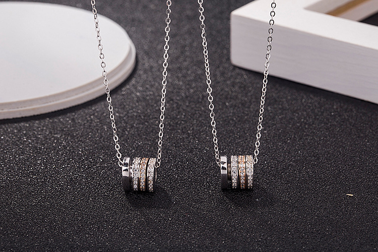 💰85 
🎈施华洛🎈施华洛世奇 三环项链 简约现代叠搭小蛮腰转运珠锁骨链，送女友礼物。