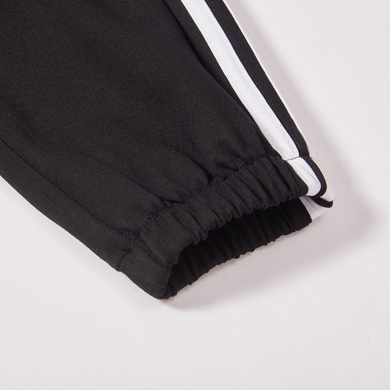 Embroidered Pants: Brand Recognition Through Simple Designs and Quality Craftsmanship - 图片 7