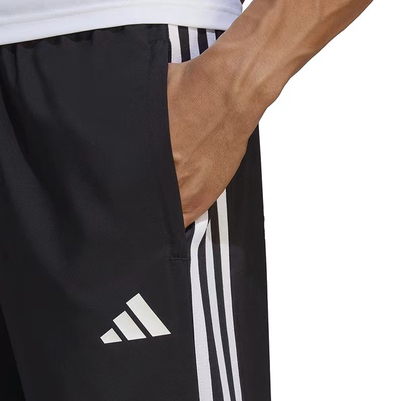 Adidas Men’s Pants: Stylish Design, Comfortable Fabric, Iconic Brand Details, Versatile Wear. - 图片 6