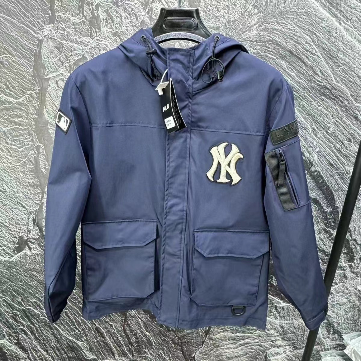 2024 MLB New York Yankees Jackets: Symbol of Street Fashion for Couples - 图片 3