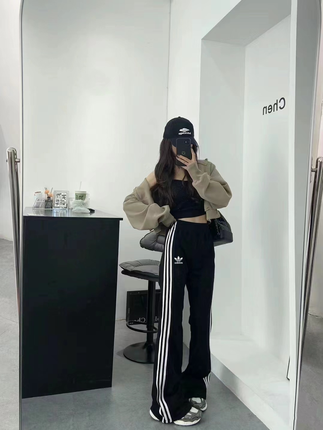 Adidas Custom Moisturix: Premium Quality Tri-Leaf Embroidered Fabric in Black, Sizes S-XL. - 图片 5