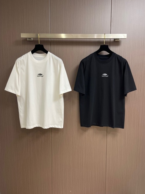 Balenciaga Men's Short Sleeve T-Shirt | High-End Cotton, Comfortable Fit 1 Balenciaga Men's Short Sleeve T-Shirt | High-End Cotton, Comfortable Fit