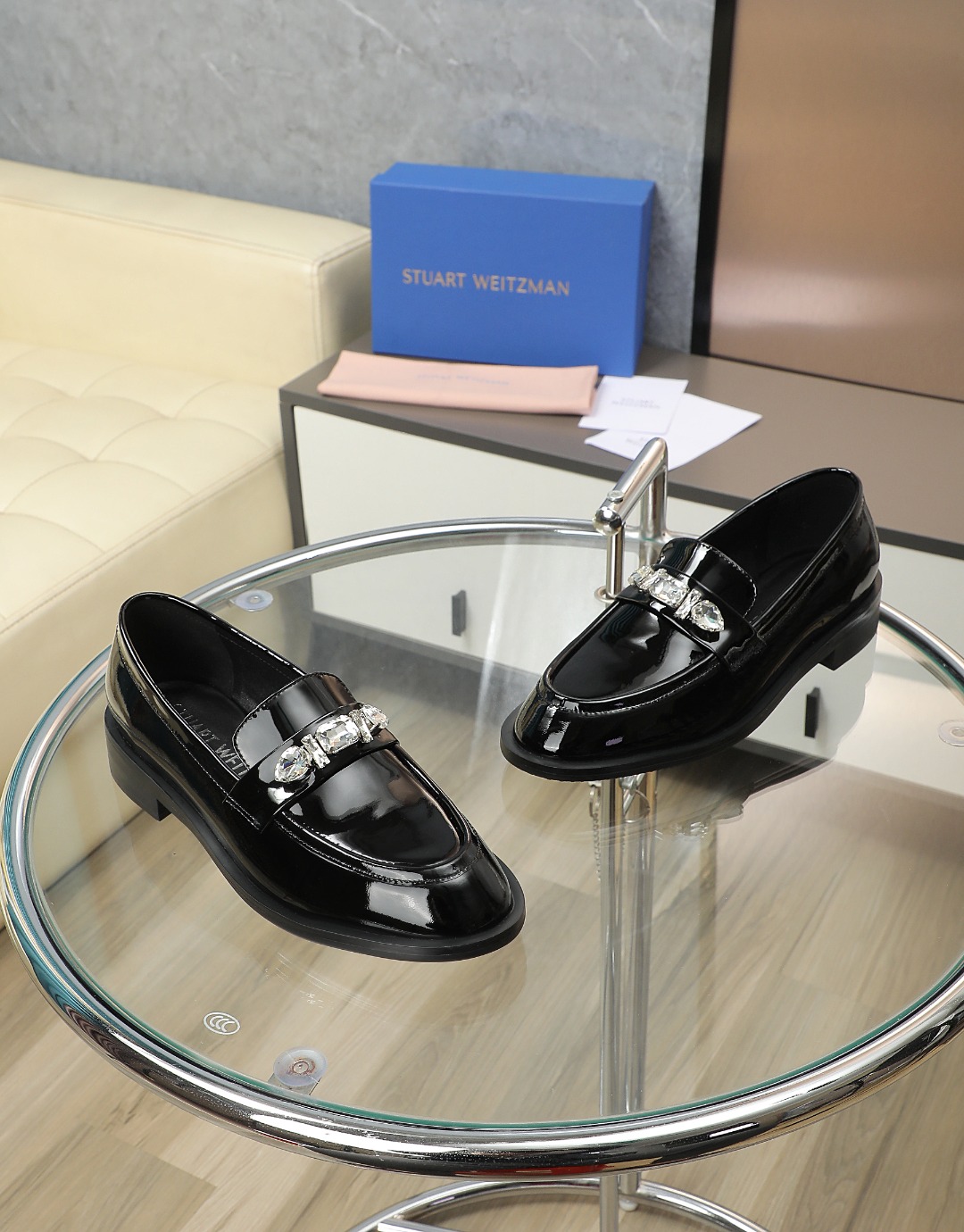 Stuart Weitzman SW2025 Crystal-Embellished Leather Loafers 3 o 1hgig83jt18t51ilguvsso8kl82