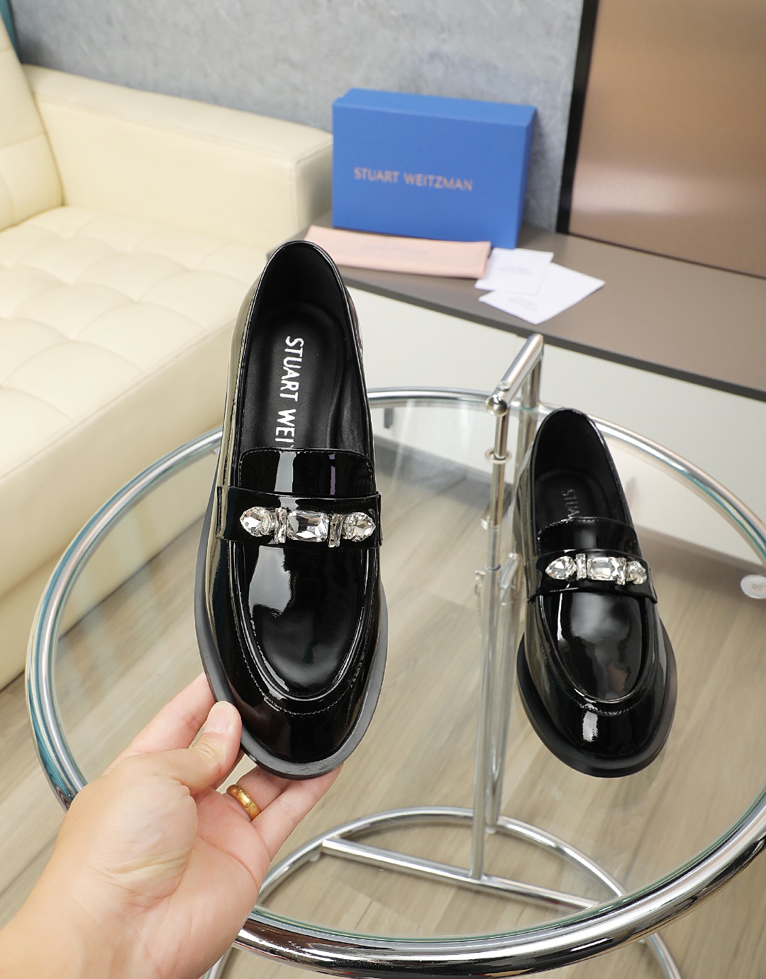 Stuart Weitzman SW2025 Crystal-Embellished Leather Loafers 7 o 1hgig83ju1hps7q2196u1dh11dpa6