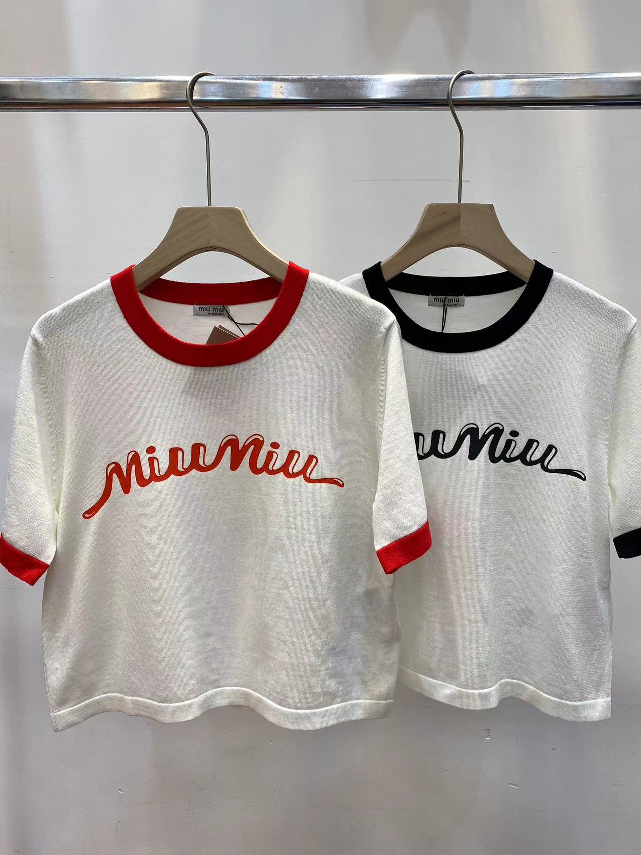 MiuMiu Clothing T-Shirt Black Red Printing Women Knitting Spring Collection Fashion