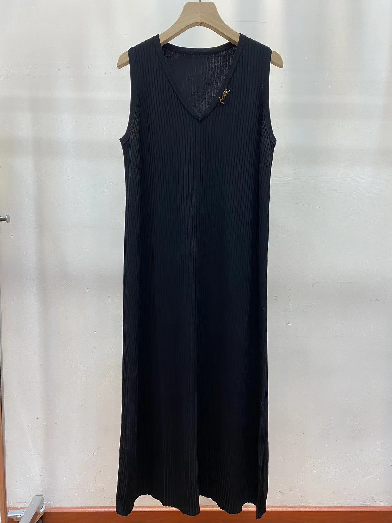 Yves Saint Laurent New
 Clothing Dresses Tank Tops&Camis