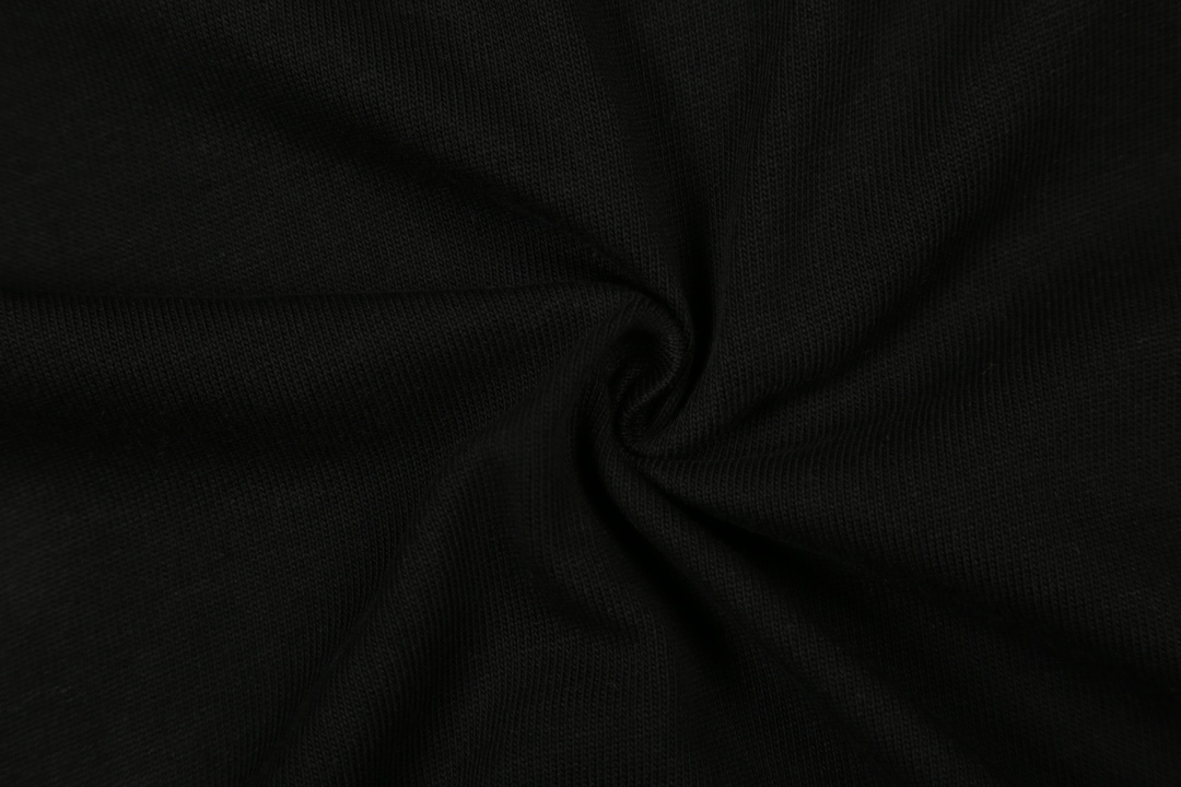 Louis Vuitton/路易威登 24FW 贴布反字老花短袖-Chinese UA Cheap High Quatity Brand Clothes Bags handbags Sneakers wholesale wholesaler seller from China Factory suppliers Fashion Clothing Shoes best Quality Beautiful Price Louis Vuitton/路易威登 24FW 贴布反字老花短袖