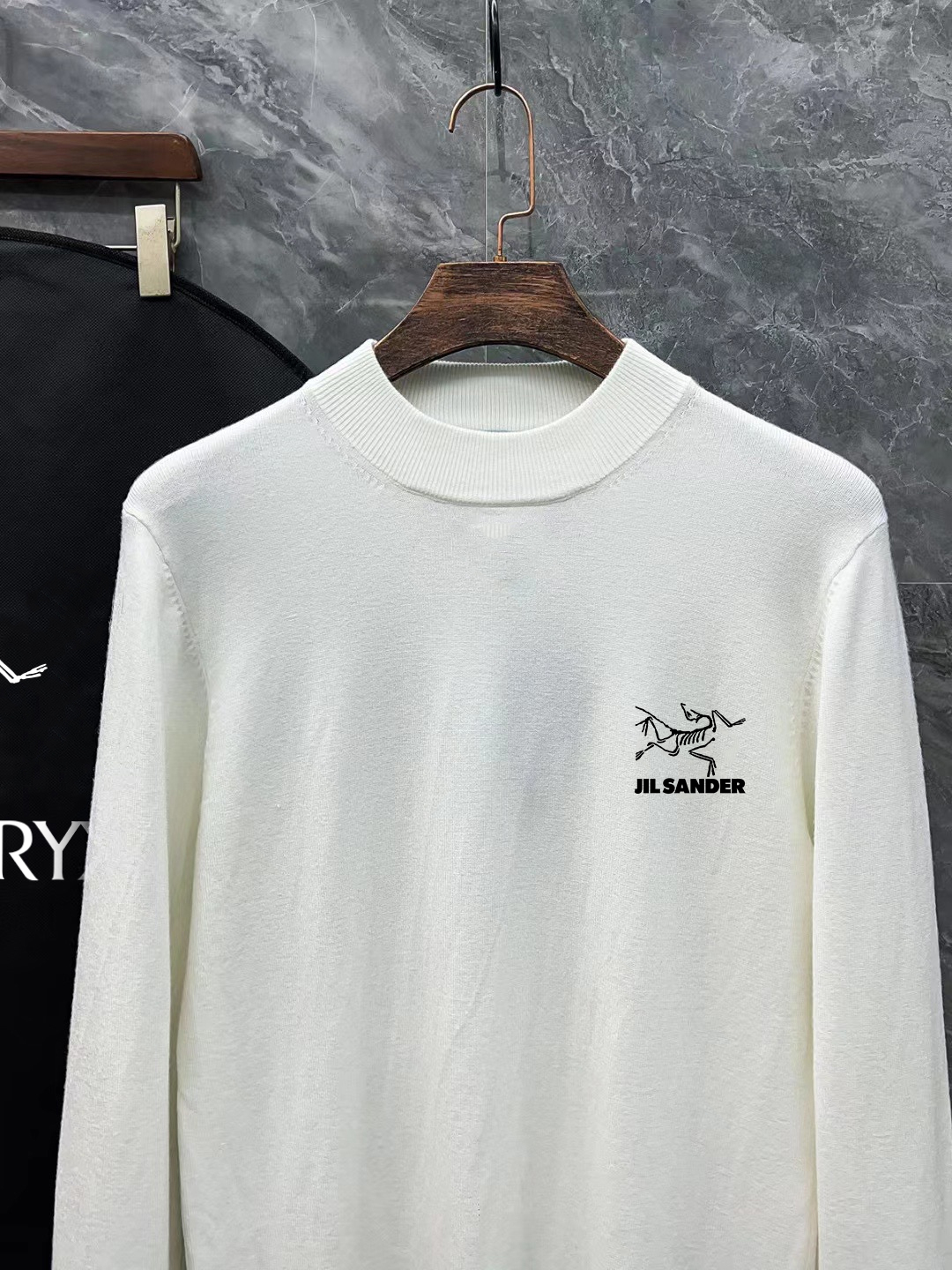 High-End Custom-Made Sweaters: CJCR ARC Original Air Date October 3, 2013 - 图片 3