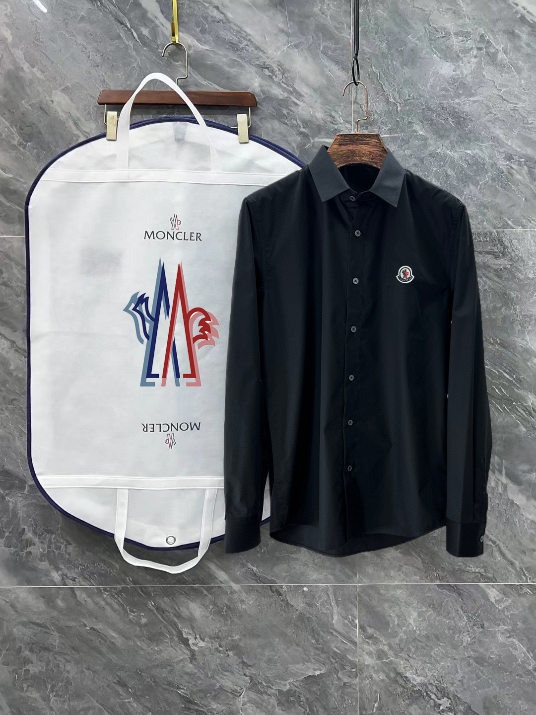 Moncler CJCR Shirt: High-Tech Cotton Bamboo Fibre Blend, Classic Comfort Style - 图片 1