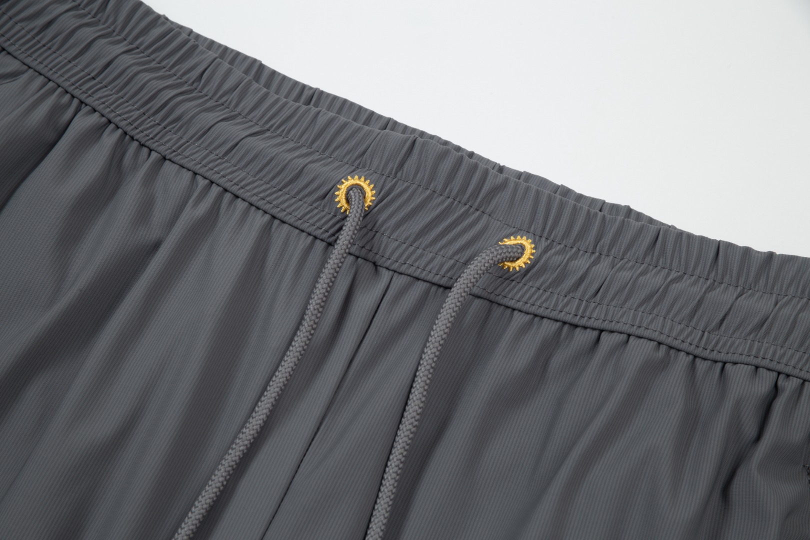 DW Zegna Jenia’s Summer New Two-Colour High-Quality Ice-Cream Pants - 图片 3