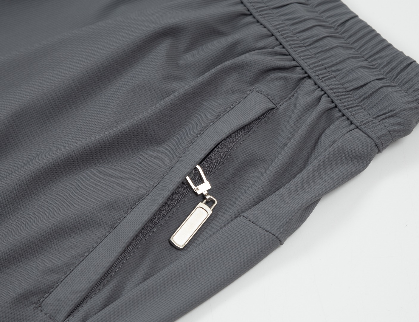 DW Zegna Jenia’s Summer New Two-Colour High-Quality Ice-Cream Pants - 图片 5