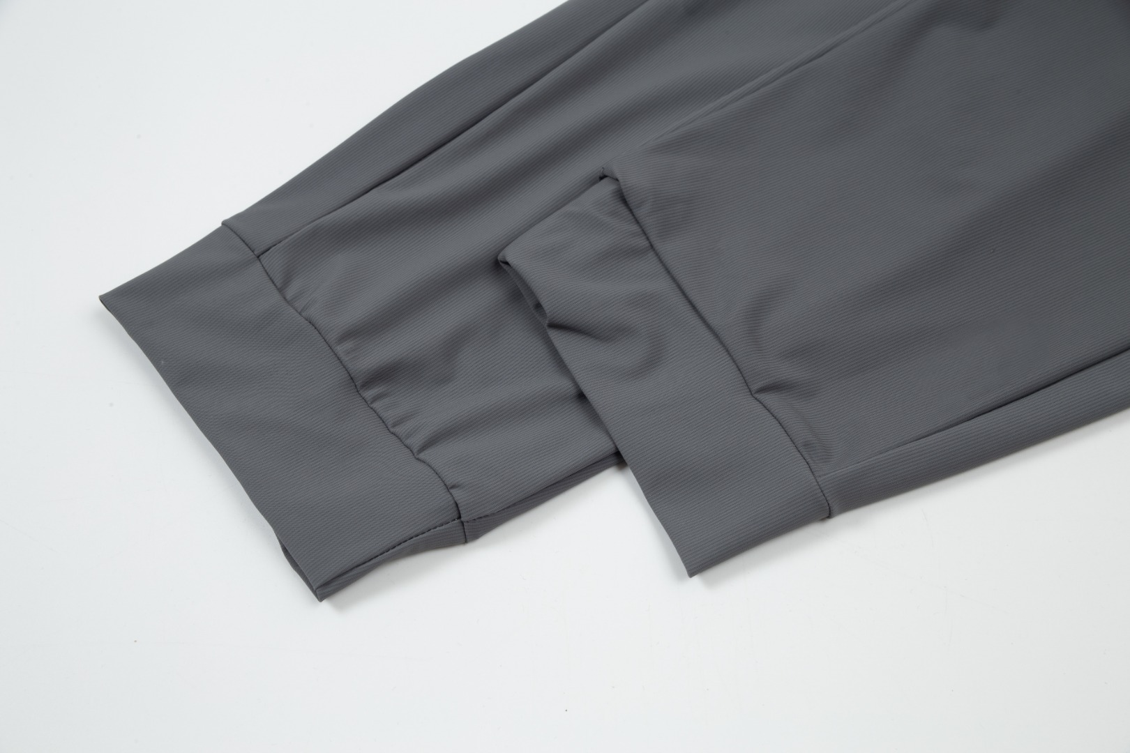 DW Zegna Jenia’s Summer New Two-Colour High-Quality Ice-Cream Pants - 图片 7