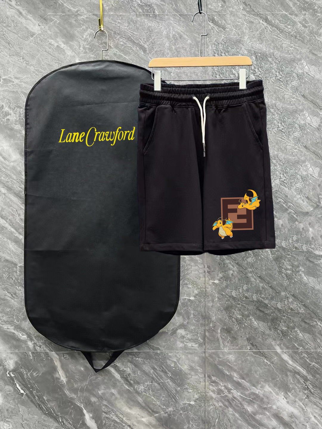 Fendi Logo Swirl Shorts with Pockets in Black Grey, Sizes S-XL - 图片 3