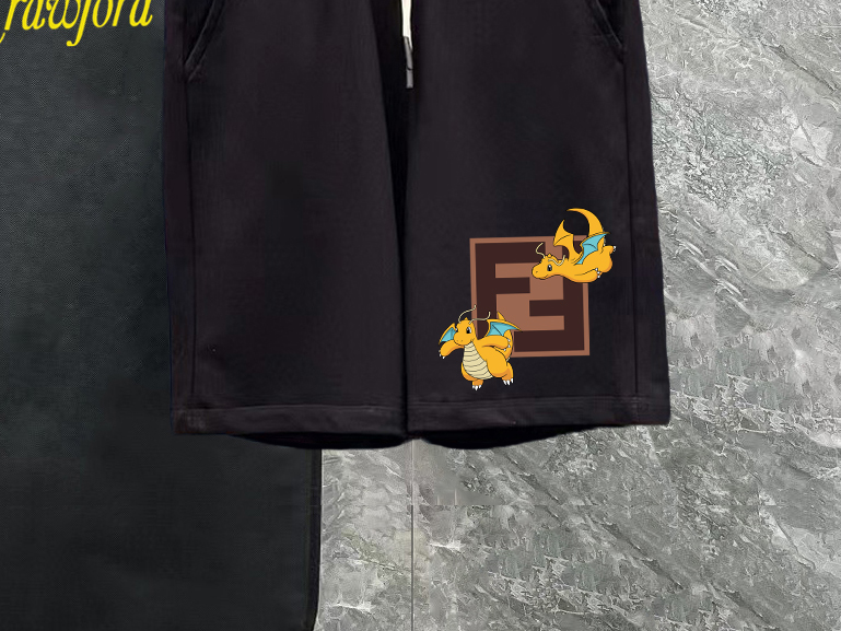 Fendi Logo Swirl Shorts with Pockets in Black Grey, Sizes S-XL - 图片 4
