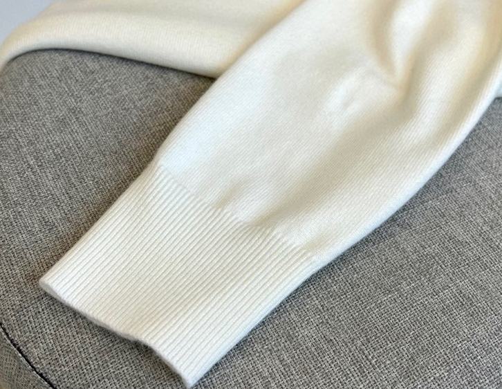 CJCR Loewe 3-D Logo Sweater: High-End Custom-Made Series for Fall/Winter - 图片 8