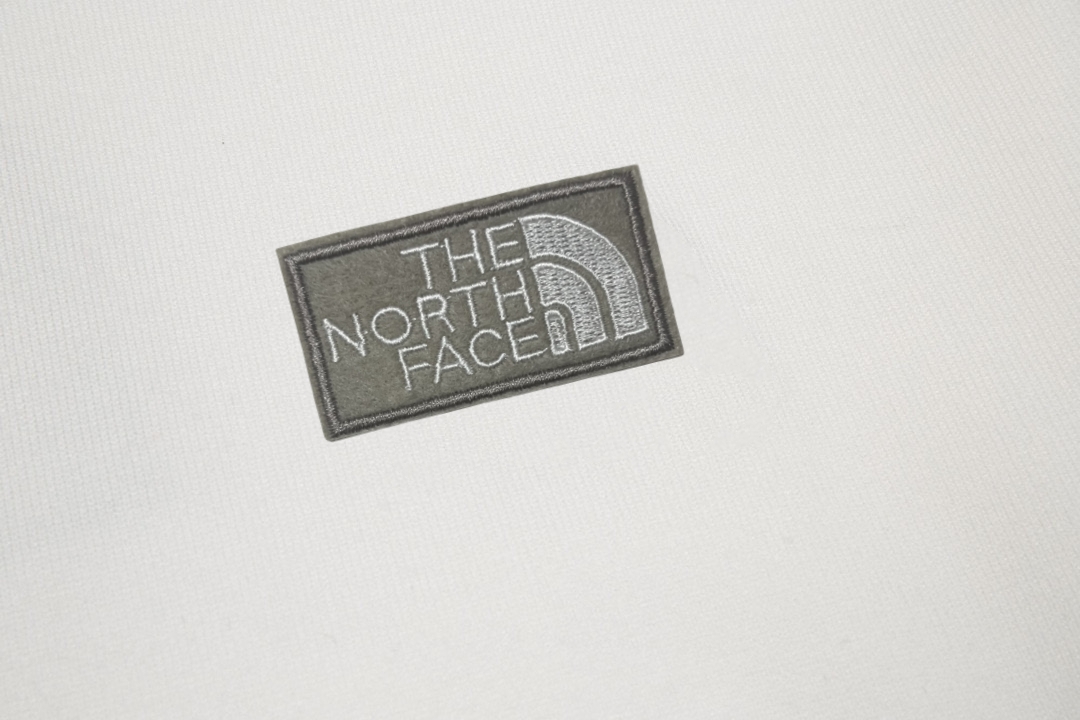 CJCR North Classic Monopoly Signs Autumn and Winter New Insignias High-Checks Market-Only. - 图片 4