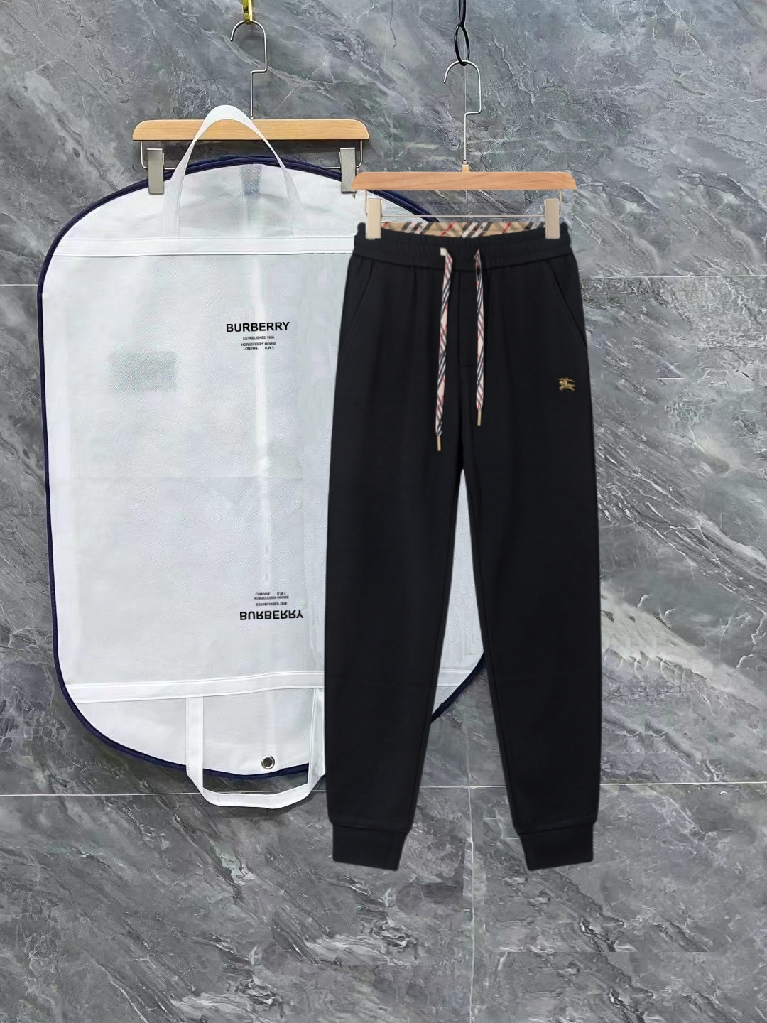 BBR Burberry 2024 Otoño-Invierno Nuevo Pantalón Casual de Hombre Original Pantalón Deportivo Alta Personalización Estil…
