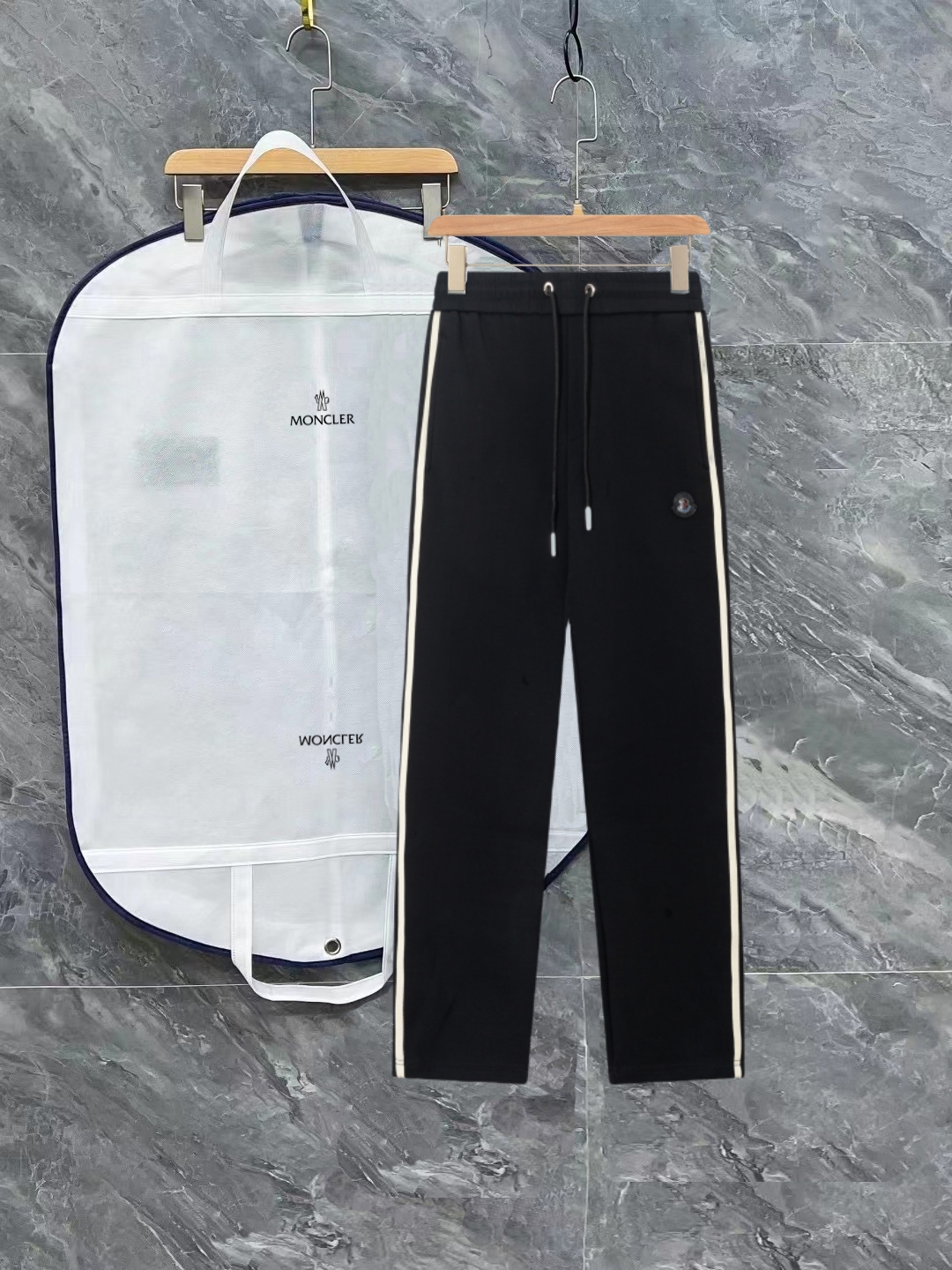 Moncler 蒙口 2024 Otoño-Invierno Nuevo Estilo Hombre Pantalones Casuales Originales, Pantalones Deportivos, Alta Personal…
