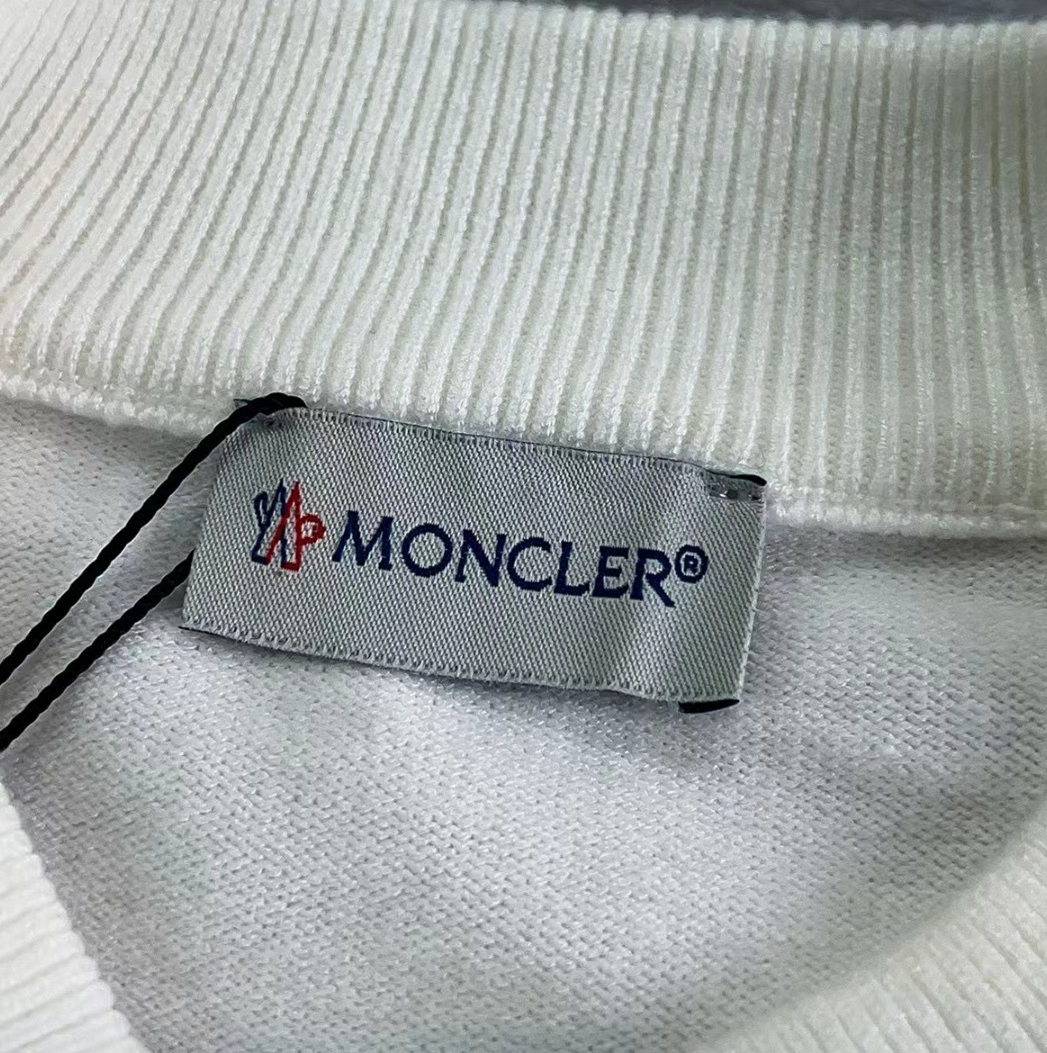 Moncler蒙口3标齐全徽标刺绣半高领毛衣精品羊毛混纺毛衫男女款高端定制臻品系列隶属品牌高端主线专利顶