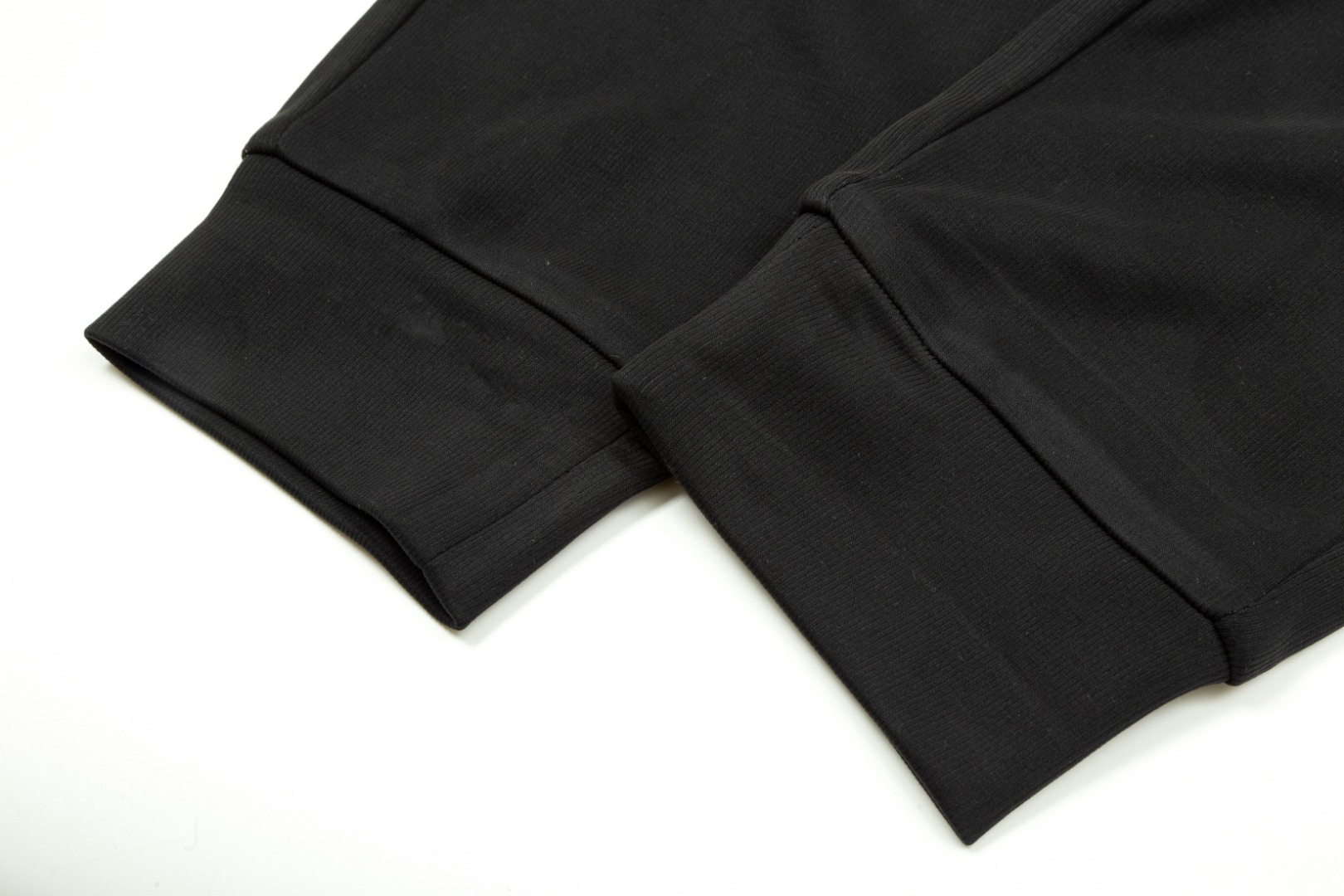 CJCR Loewe: New Stylish Imported Pants for Autumn and Winter – High Quality and Comfort - 图片 7