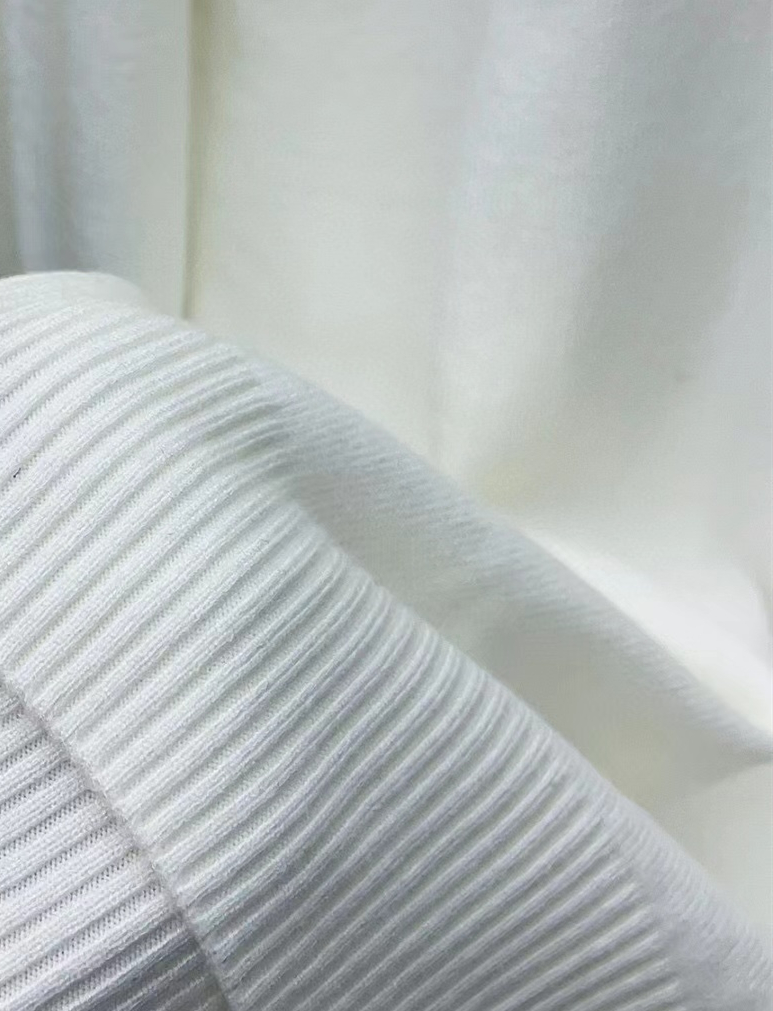 High-End Custom Sweaters by DG Dugarbana: Innovation in Style and Fabric - 图片 8