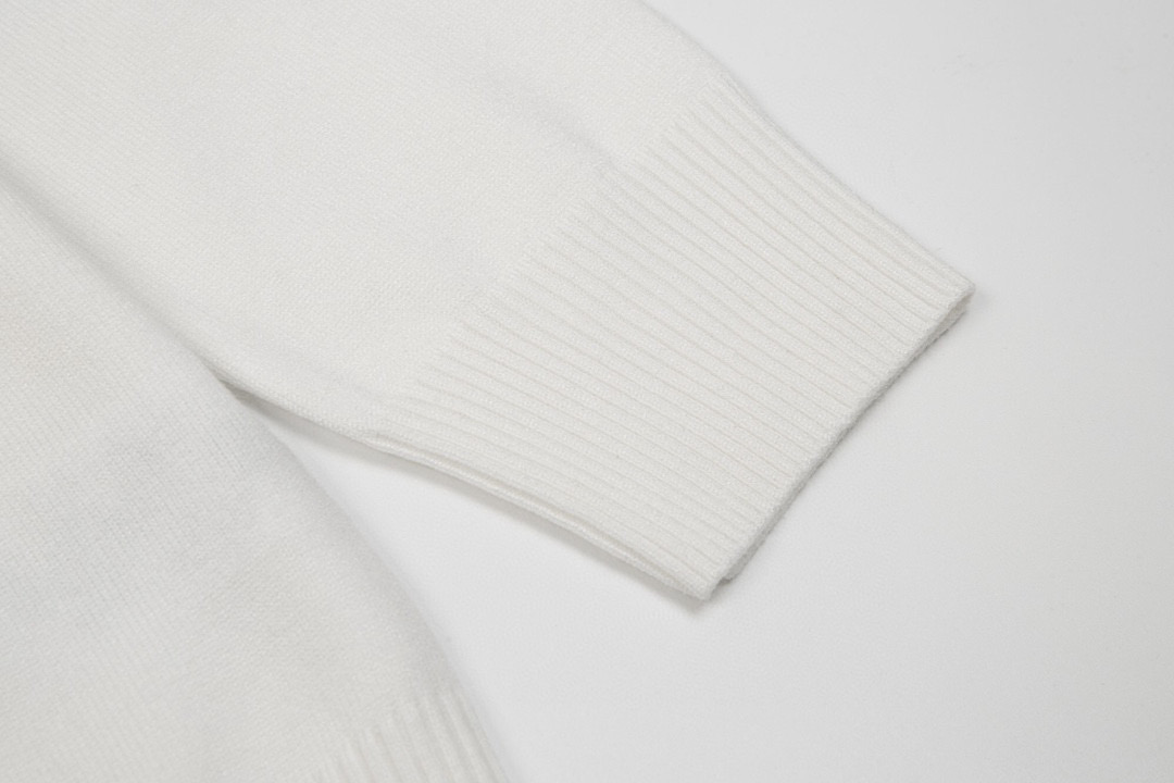 “CJCR Hermes High-Collar Sweaters: New Embroidery for Fall/Winter” - 图片 6