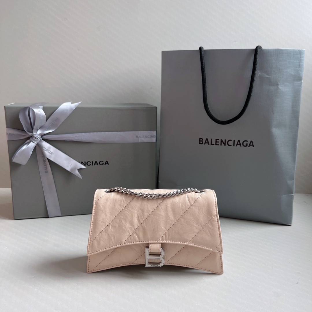 Balenciaga Tassen handtassen Schoudertas Melkthee kleur Zilver Kalfsleer Koeienhuid Schapenvacht Kettingen