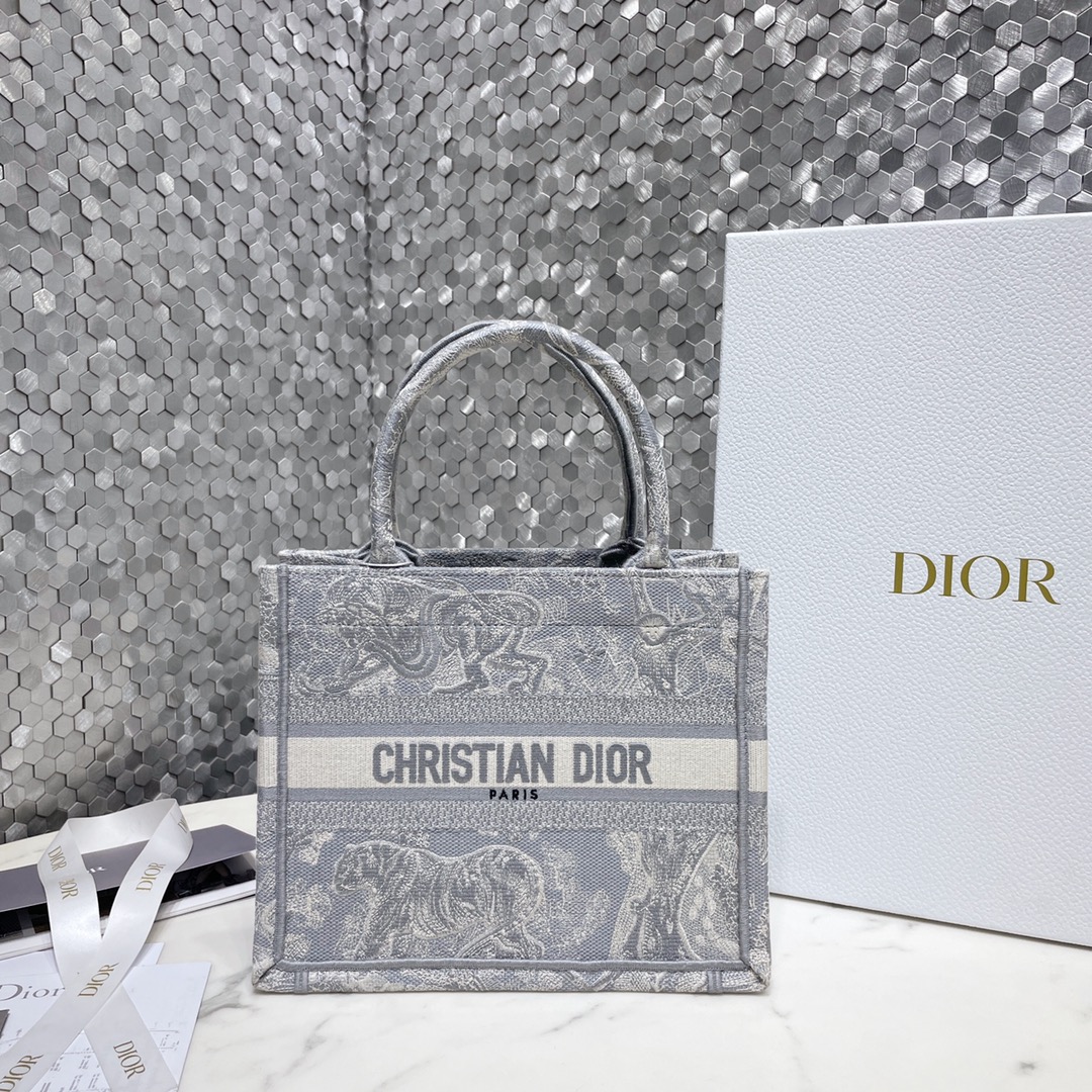 Dior Book Tote Bovenkant
 Tassen handtassen Tote Tas Blauw Borduurwerk