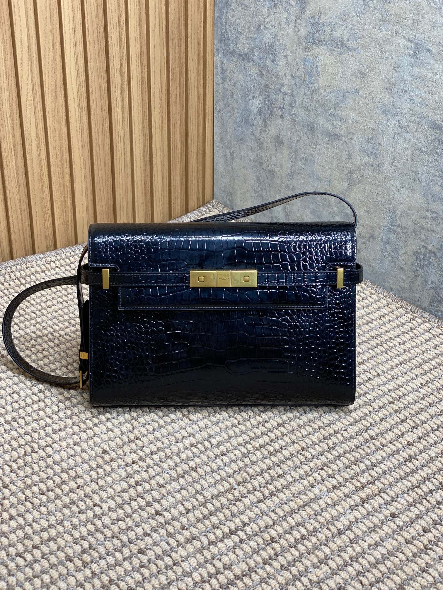 Yves Saint Laurent Tassen Schoudertas Kalfsleer Koeienhuid Baguette