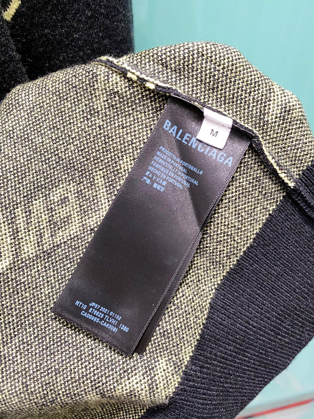 巴黎世家²⁰²⁴毛衣 2024秋冬最新系列，专柜1:1顶级复刻，顶级版本！厚薄适中，可以穿一整个冬天 潮