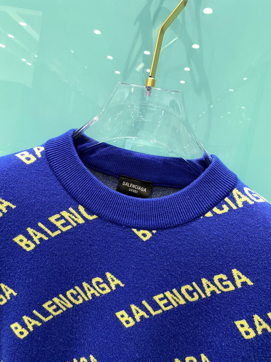 巴黎世家²⁰²⁴毛衣 2024秋冬最新系列，专柜1:1顶级复刻，顶级版本！厚薄适中，可以穿一整个冬天 潮