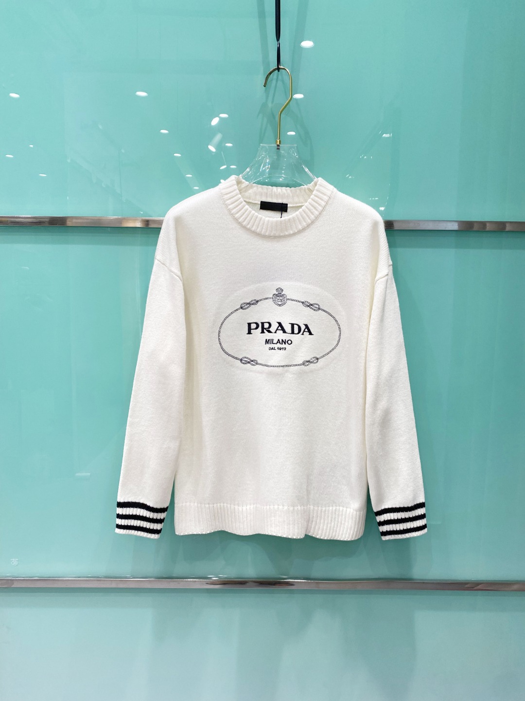 普拉达²⁰²⁴毛衣 2024秋冬最新系列，专柜1:1顶级复刻，顶级版本！厚薄适中，可以穿一整个冬天 潮人
