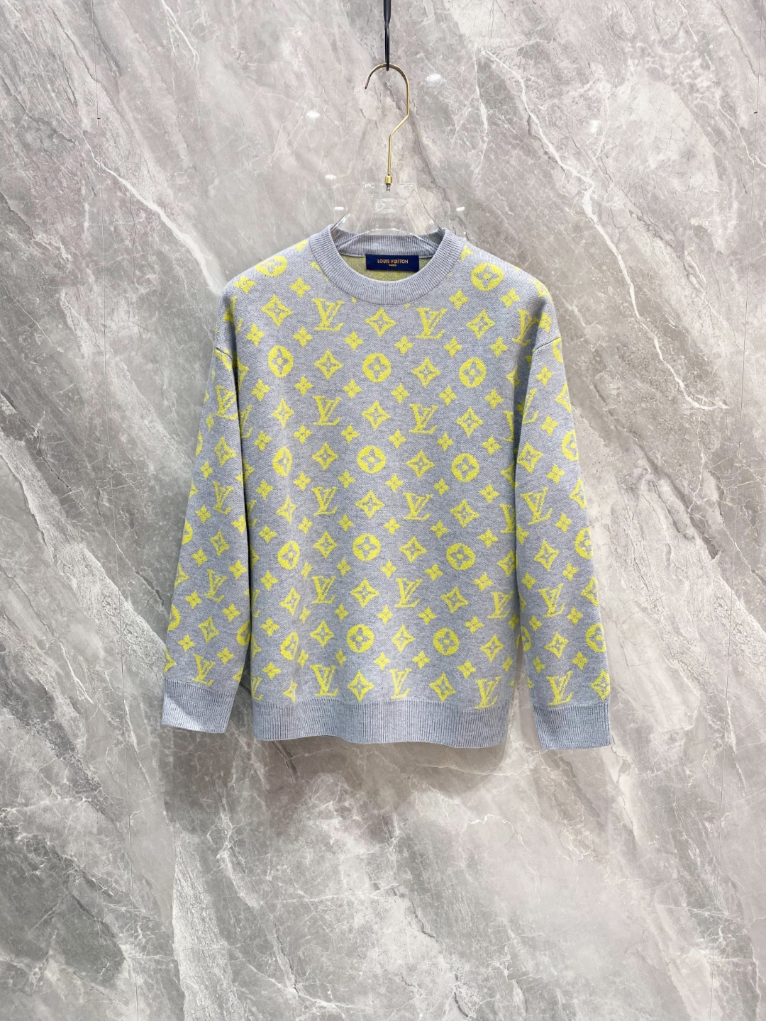 NO:622742,.. P lv sweater latest autumn and winter series, counter 1:1 top replica, top version!  The thickness is moderate and can be worn all winter long. A must-have item for fashionistas!  Those who know the stuff should hurry up and get started. Fabric wool, size M~3Xl AAA4...,,louis vuitton,sweaters,alexander wang19860909.. P lv毛衣 秋冬最新系列,专柜1:1顶级复刻,顶级版本！厚薄适中,可以穿一整个冬天 潮人必备单品！懂货的老铁赶紧下手 面料羊毛 尺码M~3Xl AAA4...,,louis vuitton,sweaters,alexander wang,Men's clothing