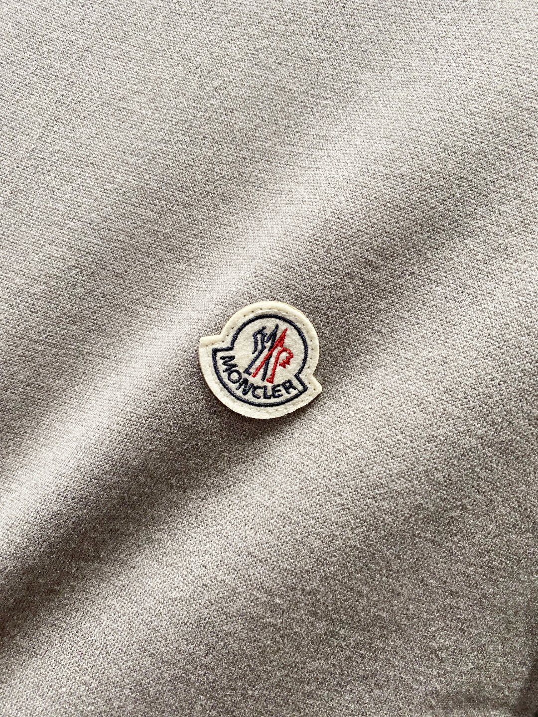 蒙口²⁰²⁴毛衣 2024秋冬最新系列，专柜1:1顶级复刻，顶级版本！厚薄适中，可以穿一整个冬天 潮人必