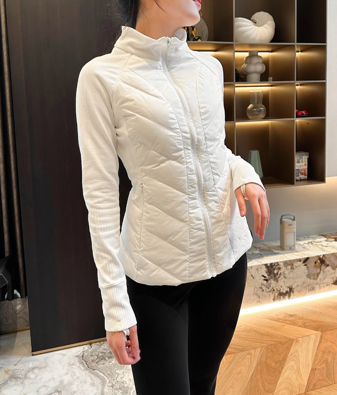 Pairs effortlessly with athletic trousers. Suitable for daily outings, w - Comprehensive 8