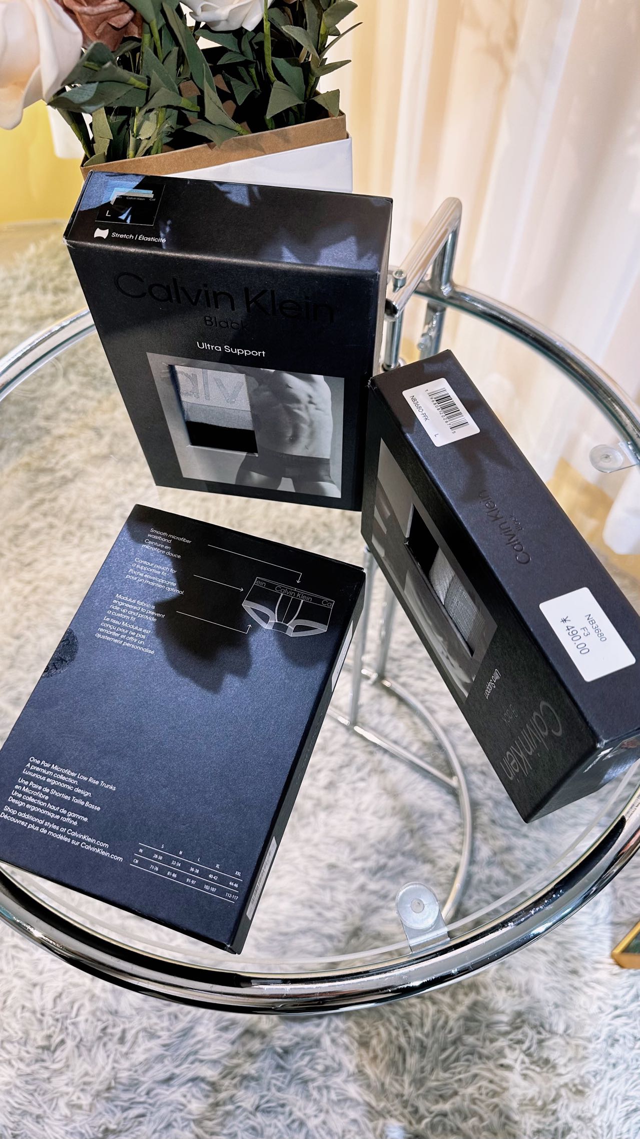 三条装CK内裤不仅是日常穿搭的完美选择，更是对品质生活态度的诠释。现已与专柜同步发售，为您提供至臻品质，